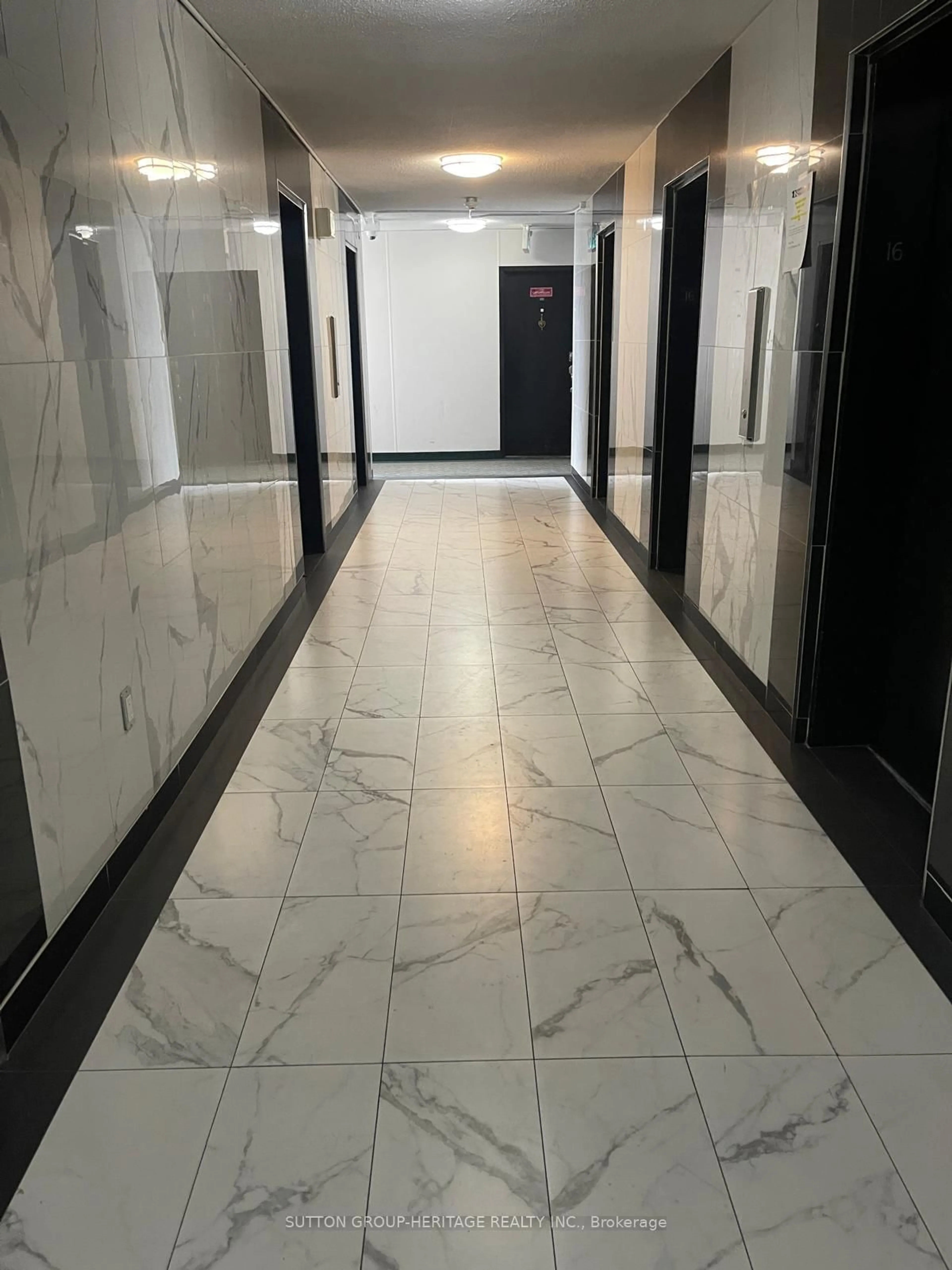 Indoor foyer for 320 Dixon Rd #1613, Toronto Ontario M9R 1S8