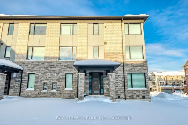 3049 Merrick Rd, Oakville 4