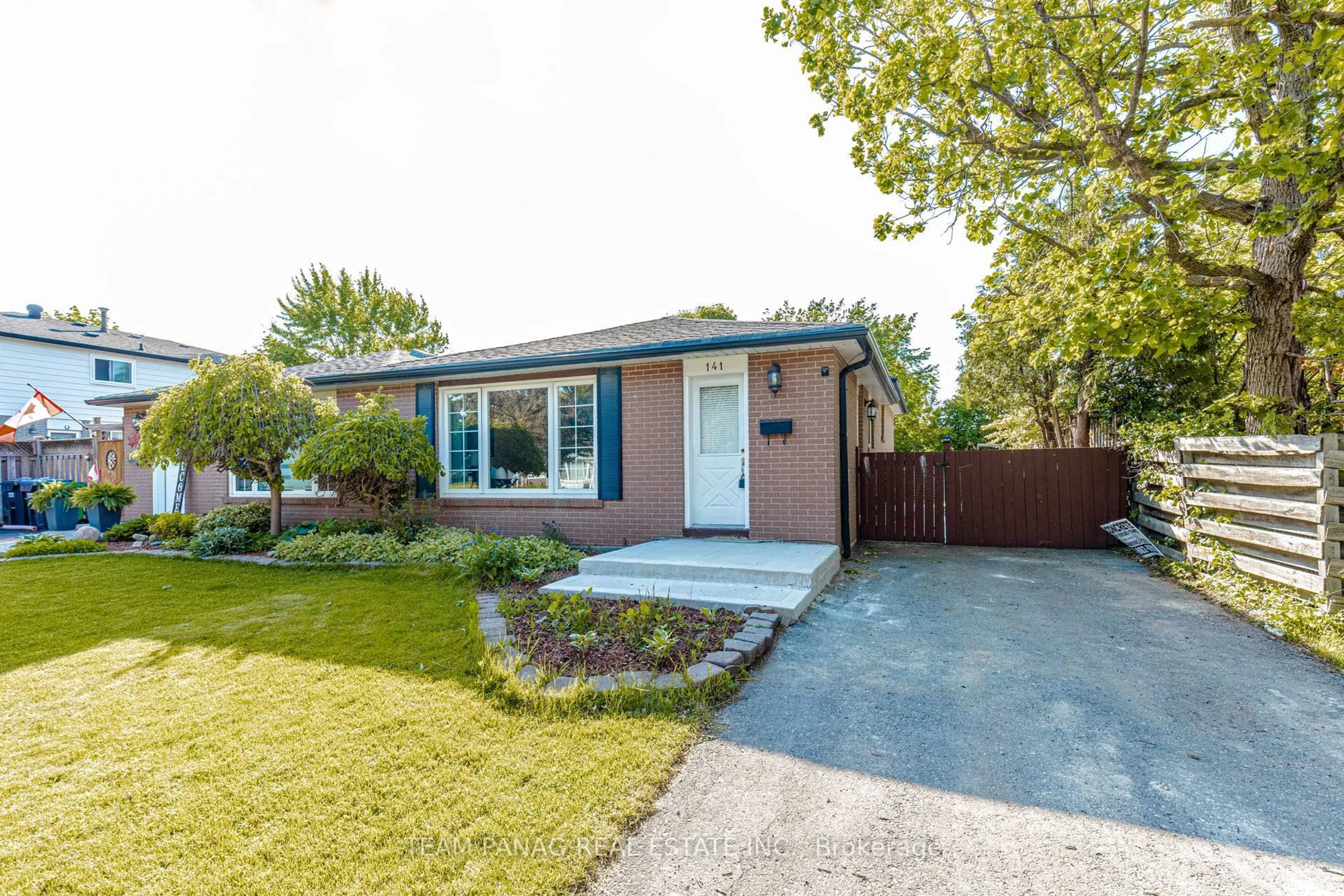 Home with brick exterior material, street for 141 Fallingdale Cres, Brampton Ontario L6T 3J5
