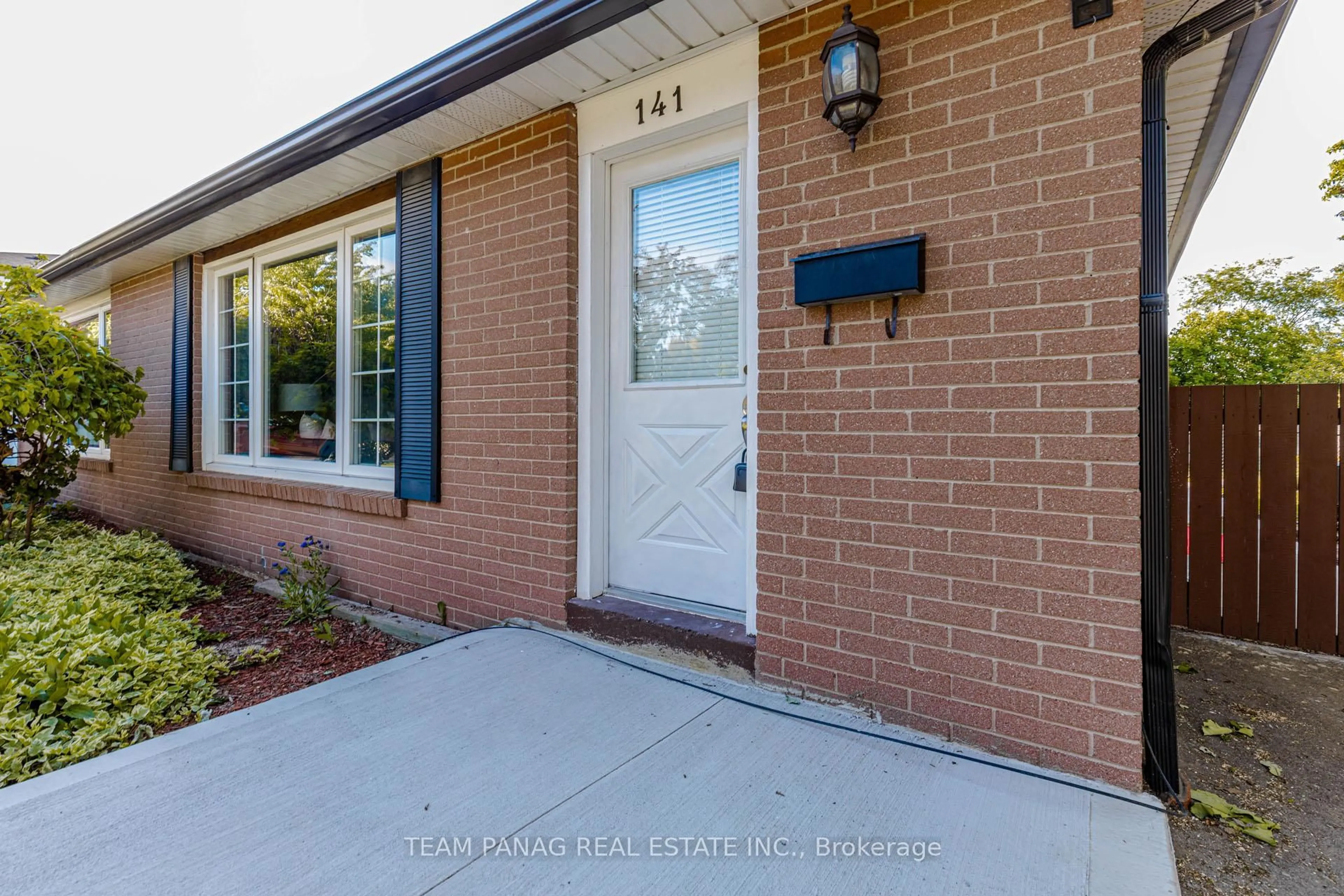 Home with brick exterior material, street for 141 Fallingdale Cres, Brampton Ontario L6T 3J5