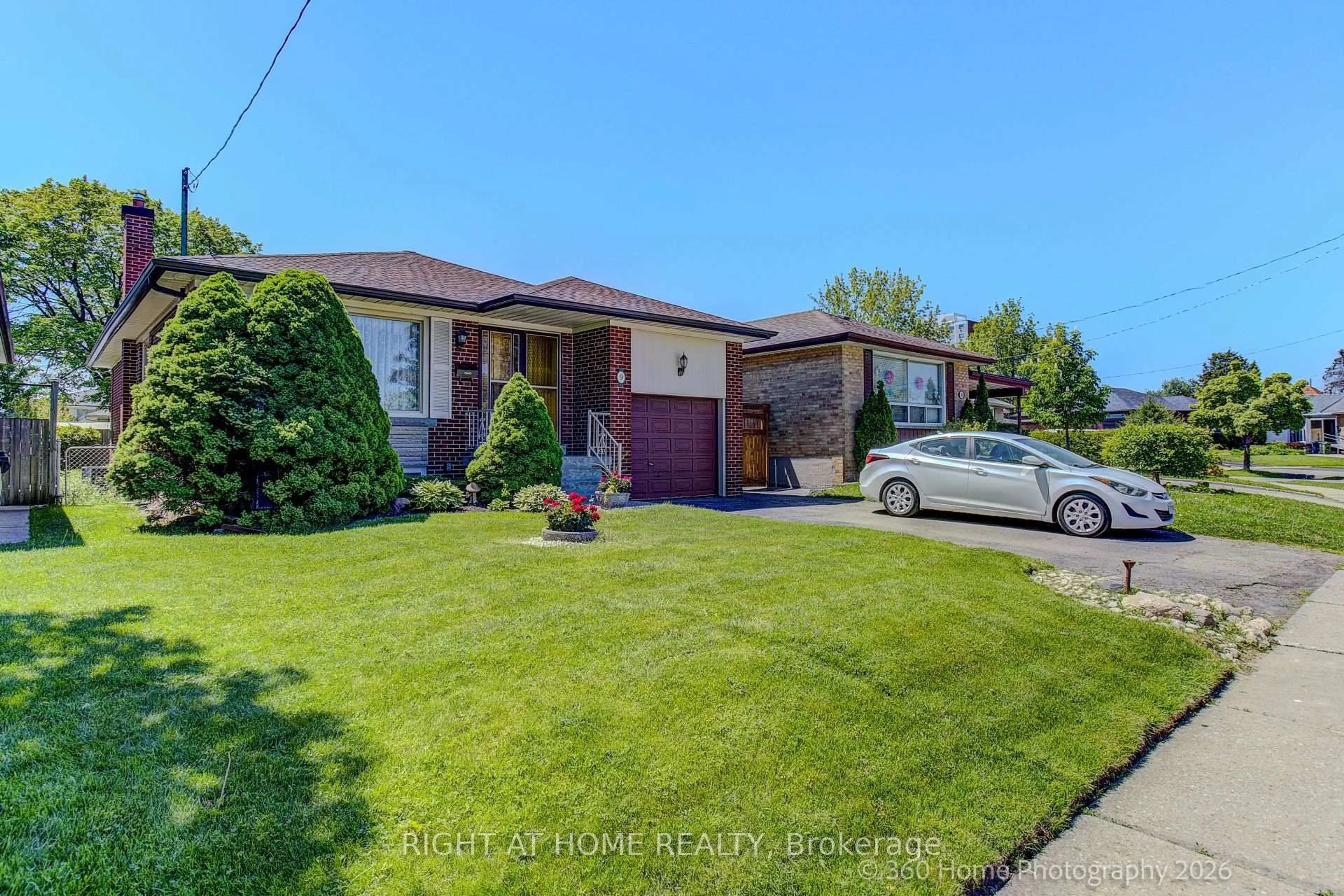 A pic from outside/outdoor area/front of a property/back of a property/a pic from drone, street for 9 STEVENHARRIS Dr, Toronto Ontario M9C 1T9