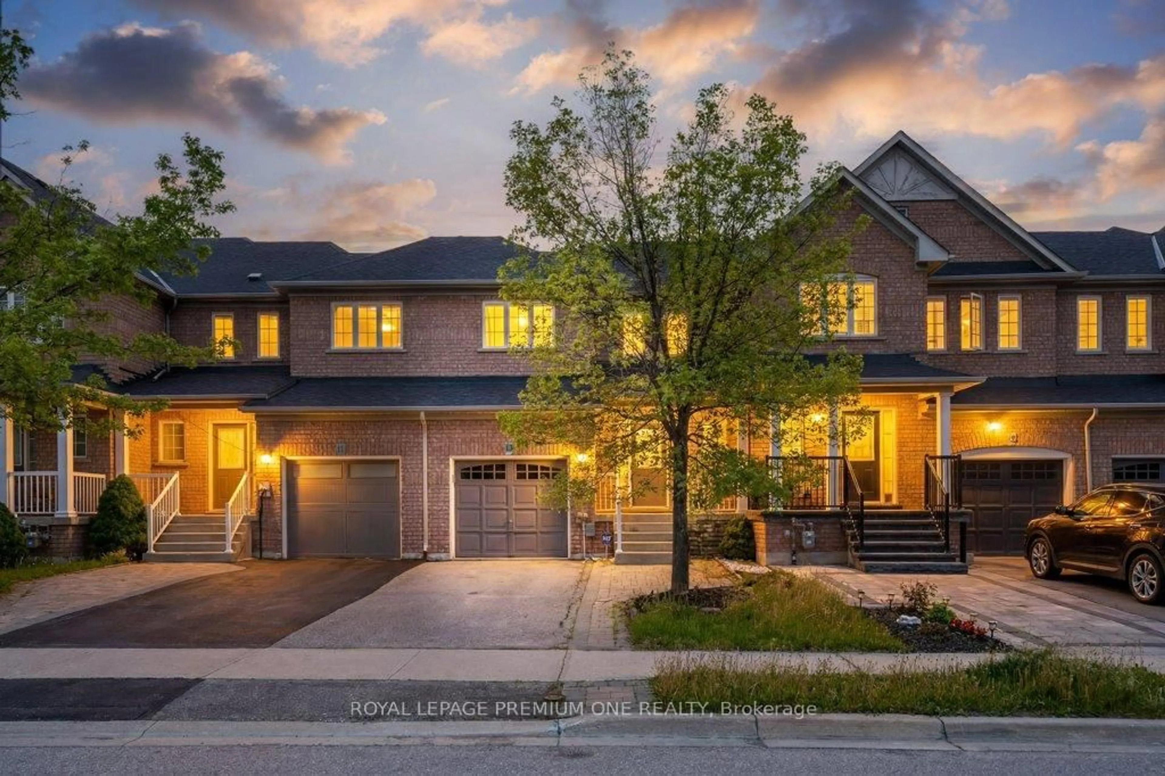Home with brick exterior material, street for 13 Summitridge Crt, Brampton Ontario L6P 2E5