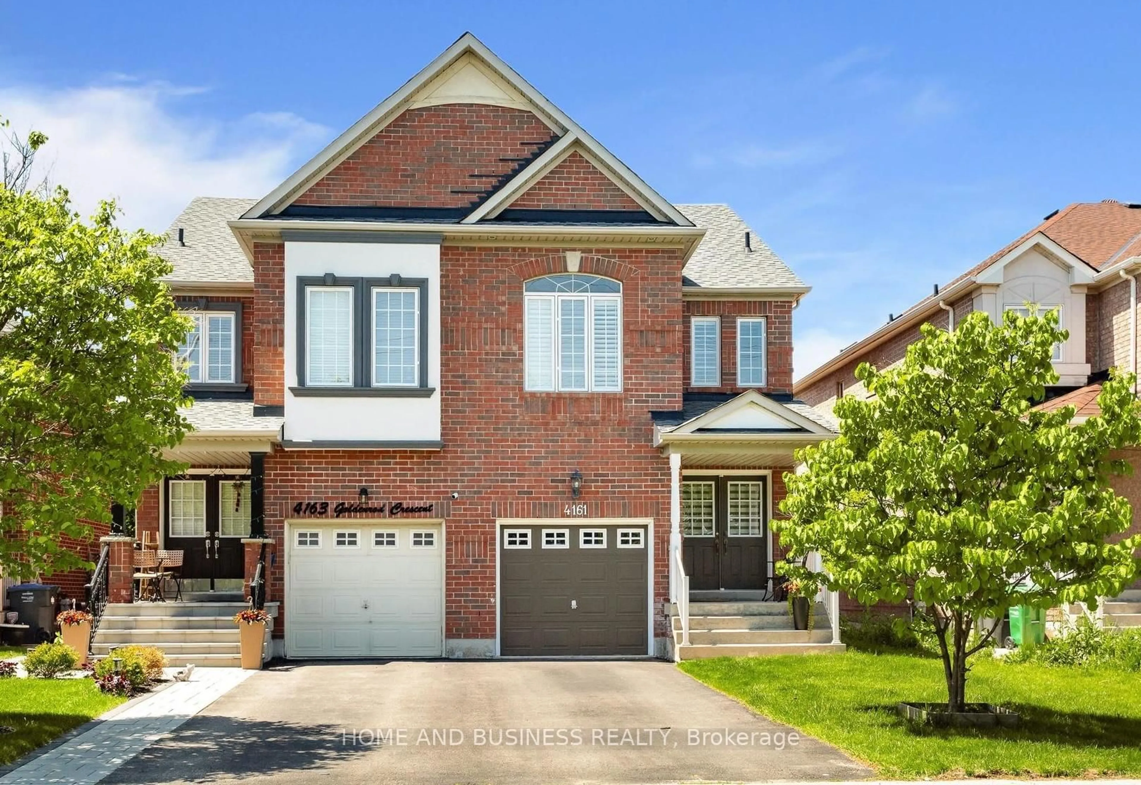 Home with brick exterior material, street for 4161 Goldenrod Cres, Mississauga Ontario L5V 3C1