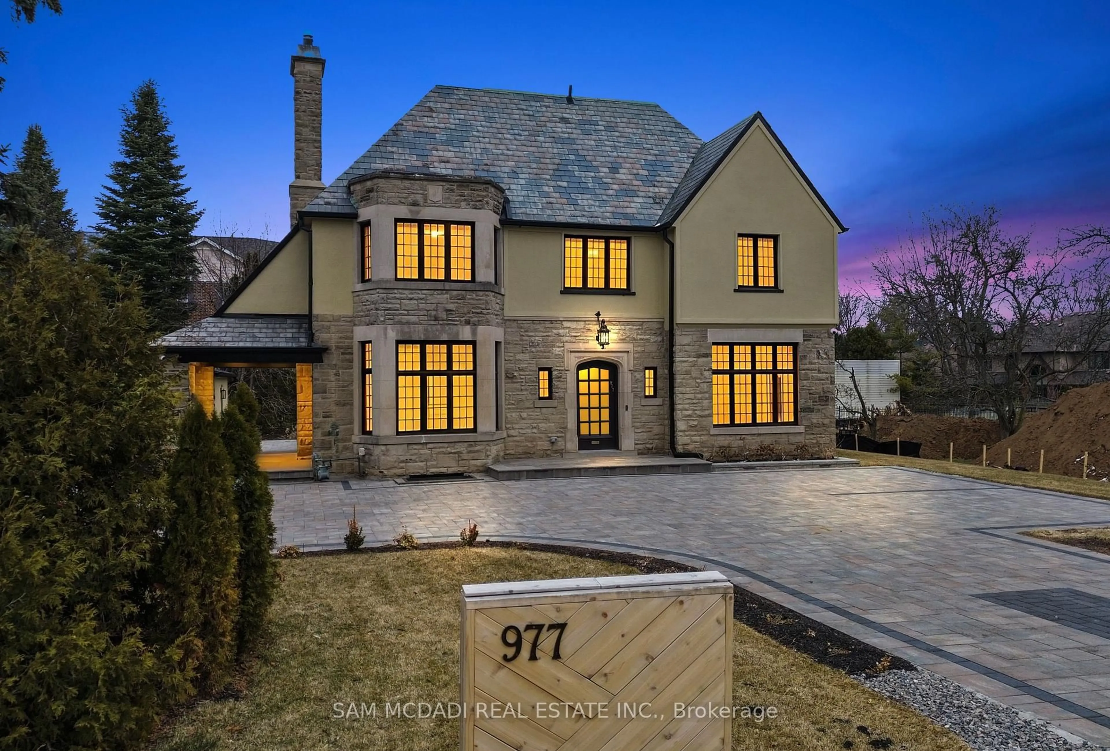 Home with brick exterior material, street for 977 Unsworth Ave, Burlington Ontario L7T 1R2
