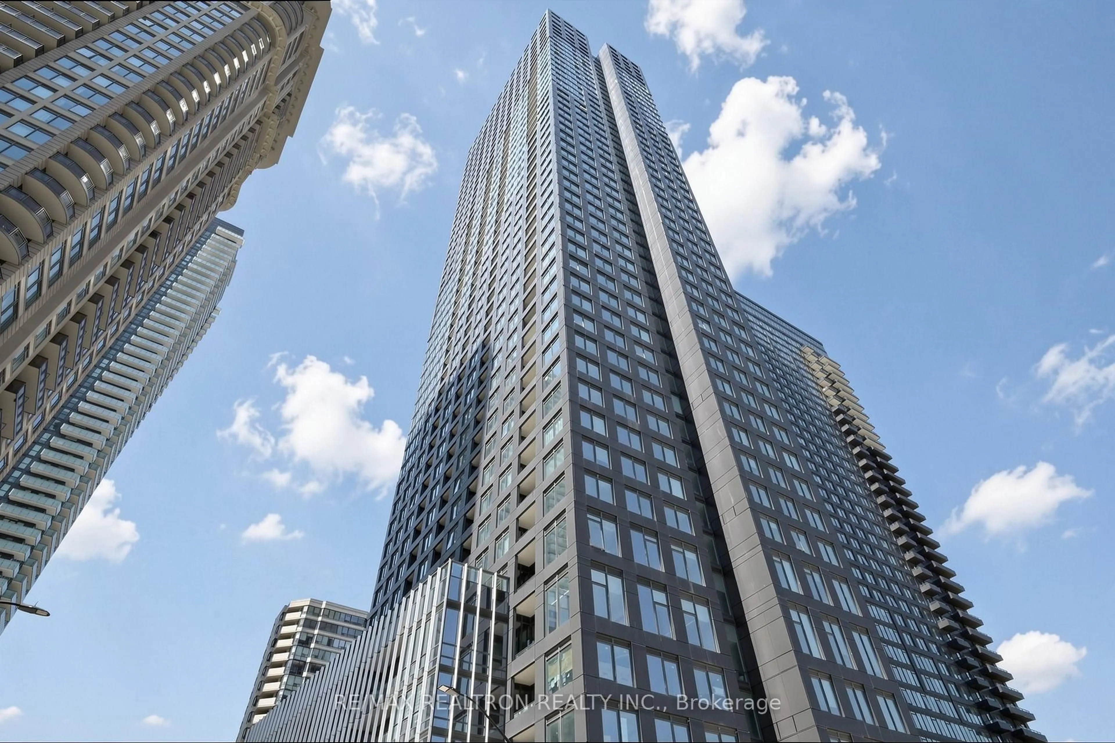 Unknown for 395 Square One Dr #3807, Mississauga Ontario L5B 0P6