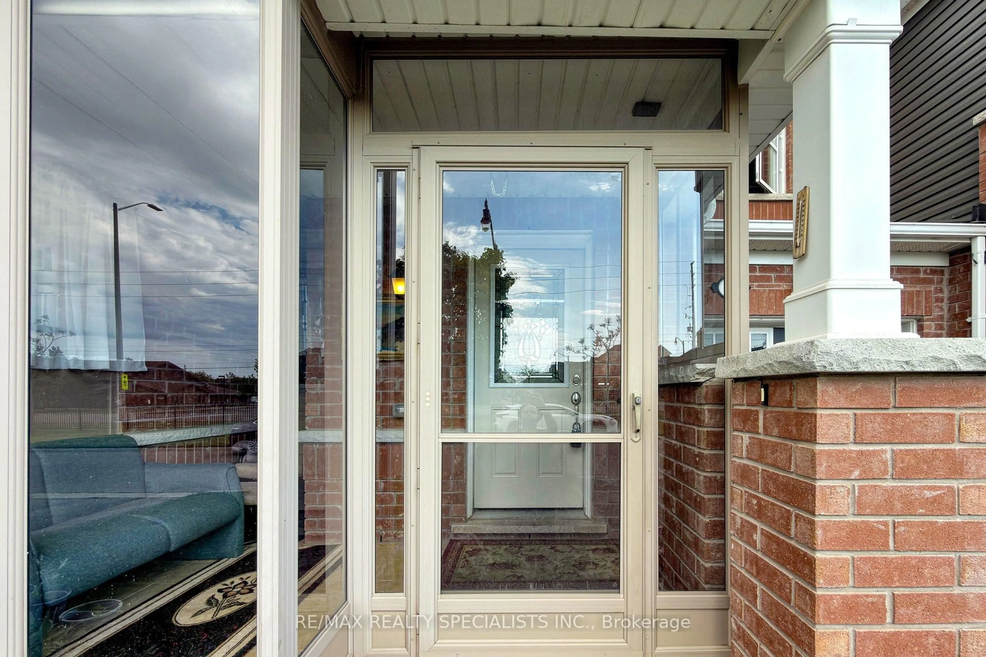 Unknown for 17 Leblanc Cres, Brampton Ontario L7A 4G6