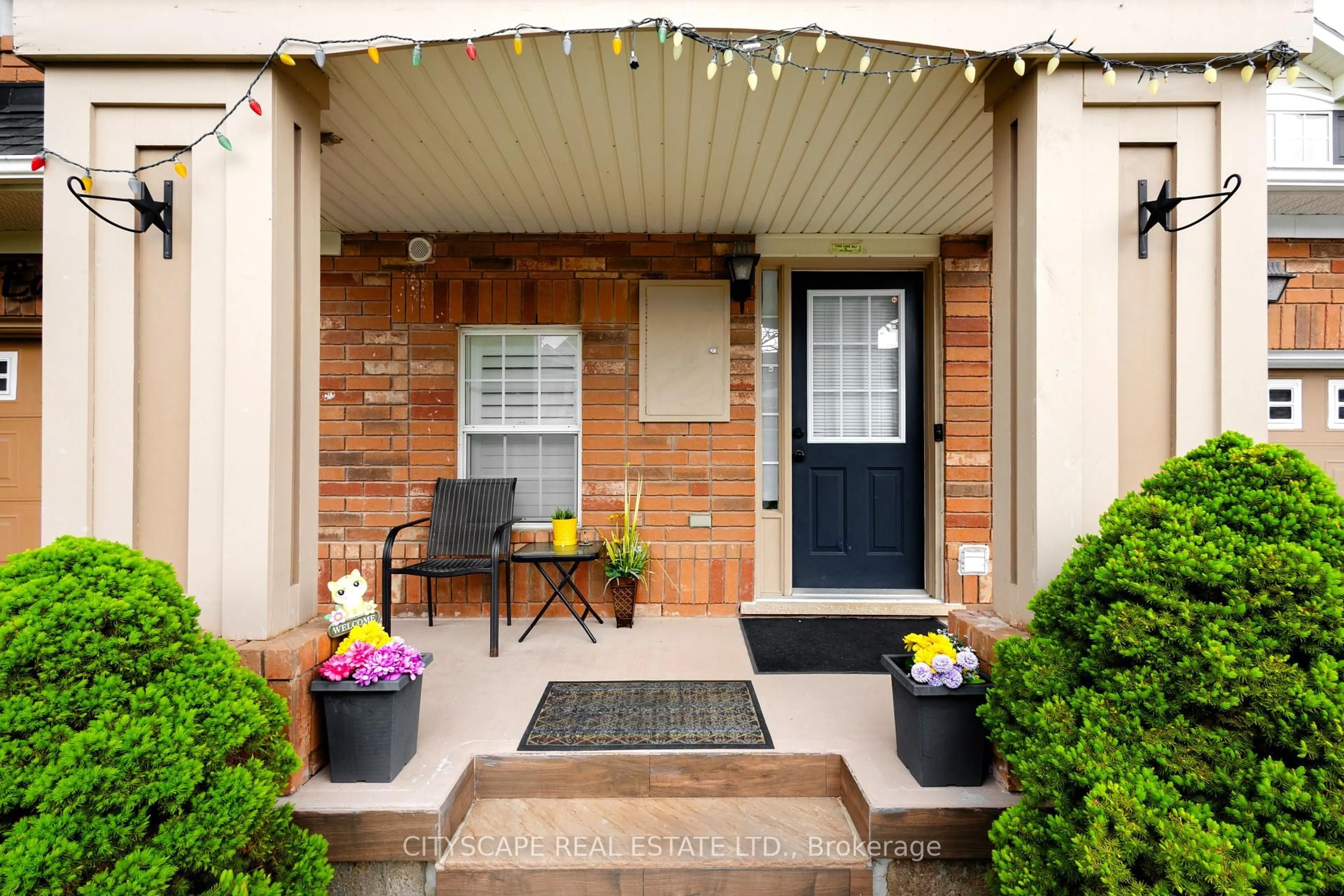 Indoor entryway for 629 Edwards Ave, Milton Ontario L9T 6B2