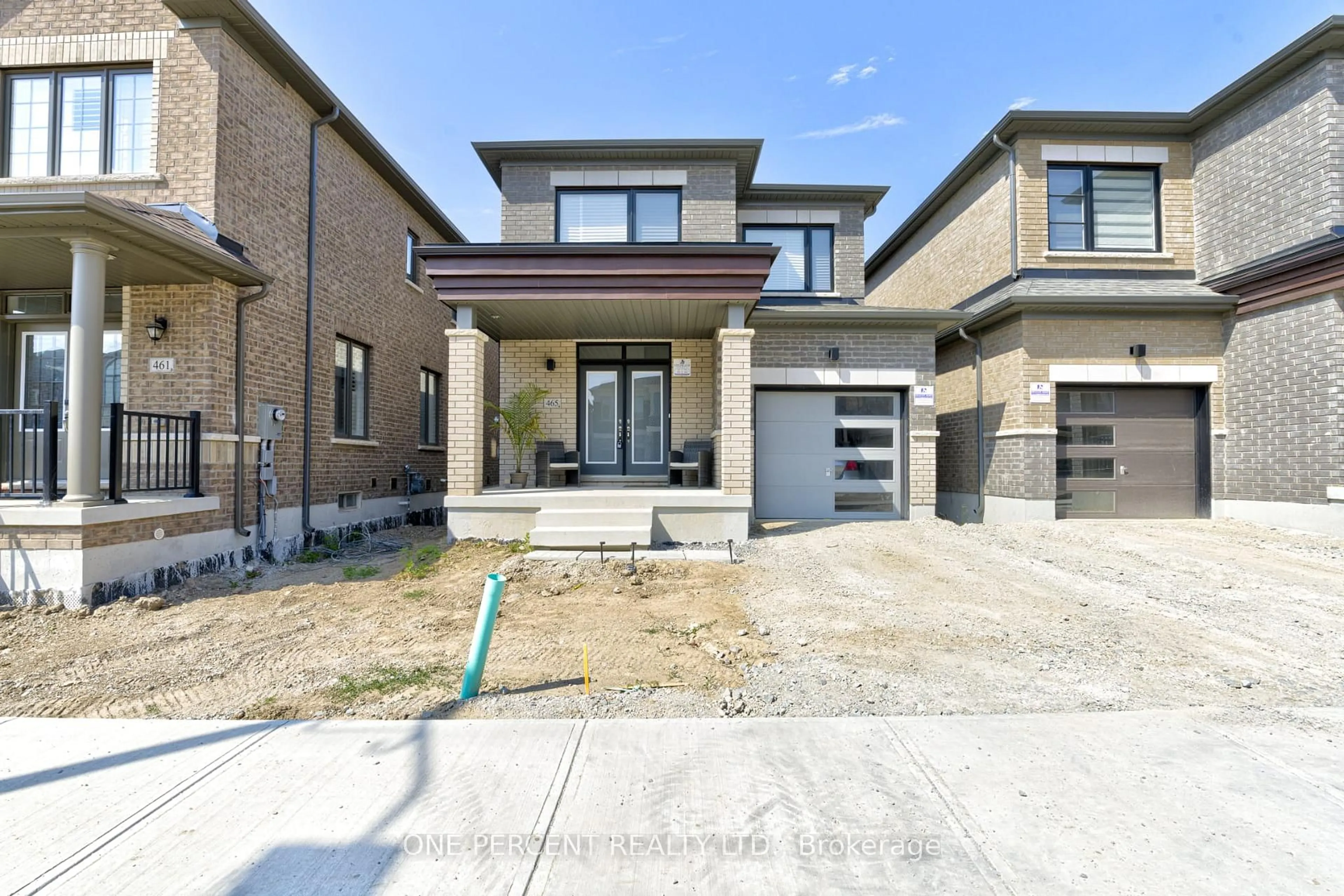 Home with brick exterior material, street for 465 Kennedy Circ, Milton Ontario L9E 2C4