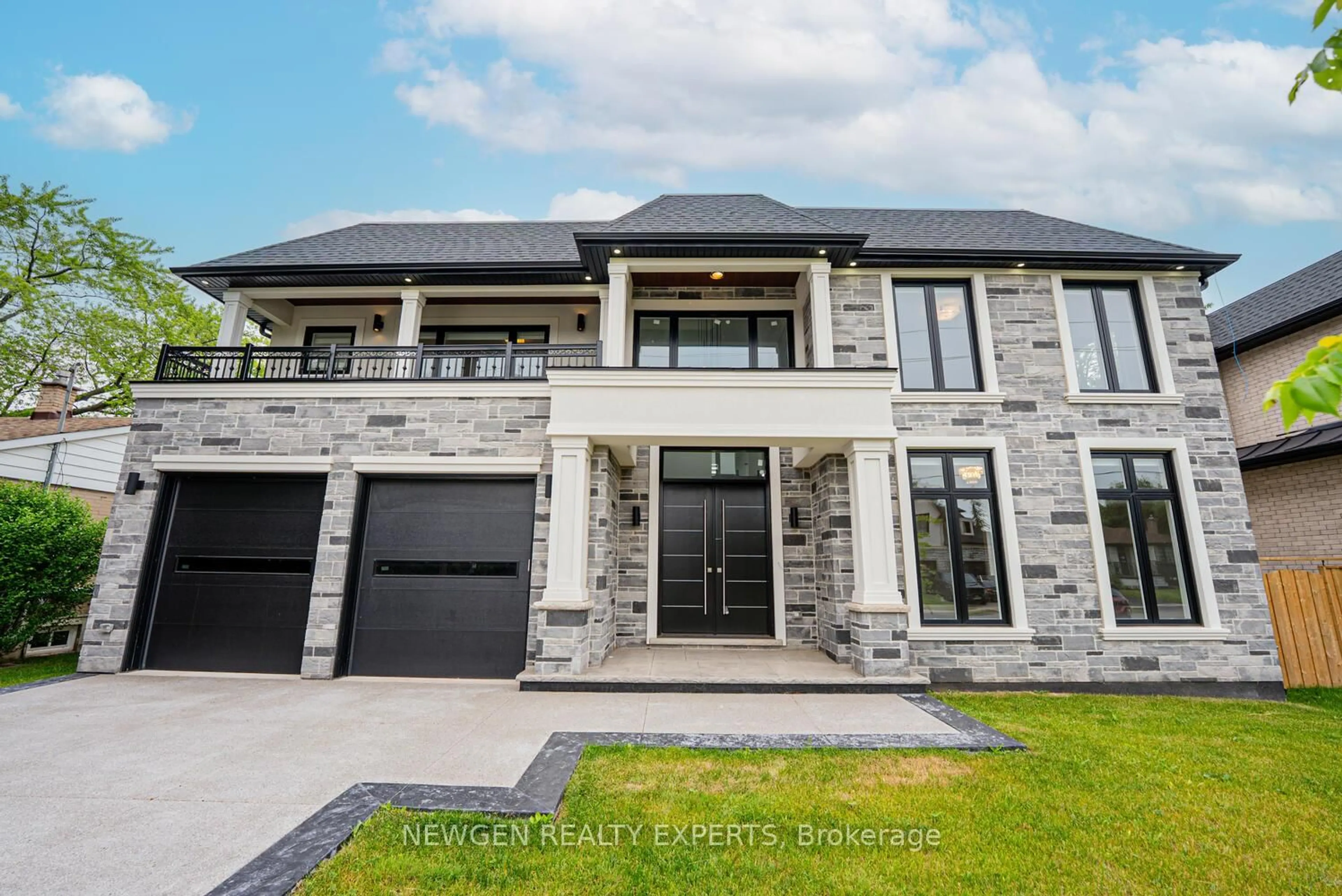 Home with brick exterior material, street for 1510 BRIDGE Rd, Oakville Ontario L6L 2E3