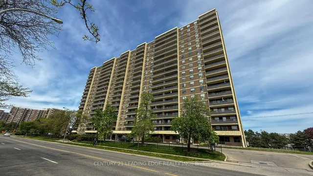 511 The West Mall Rd #1908, Toronto 2
