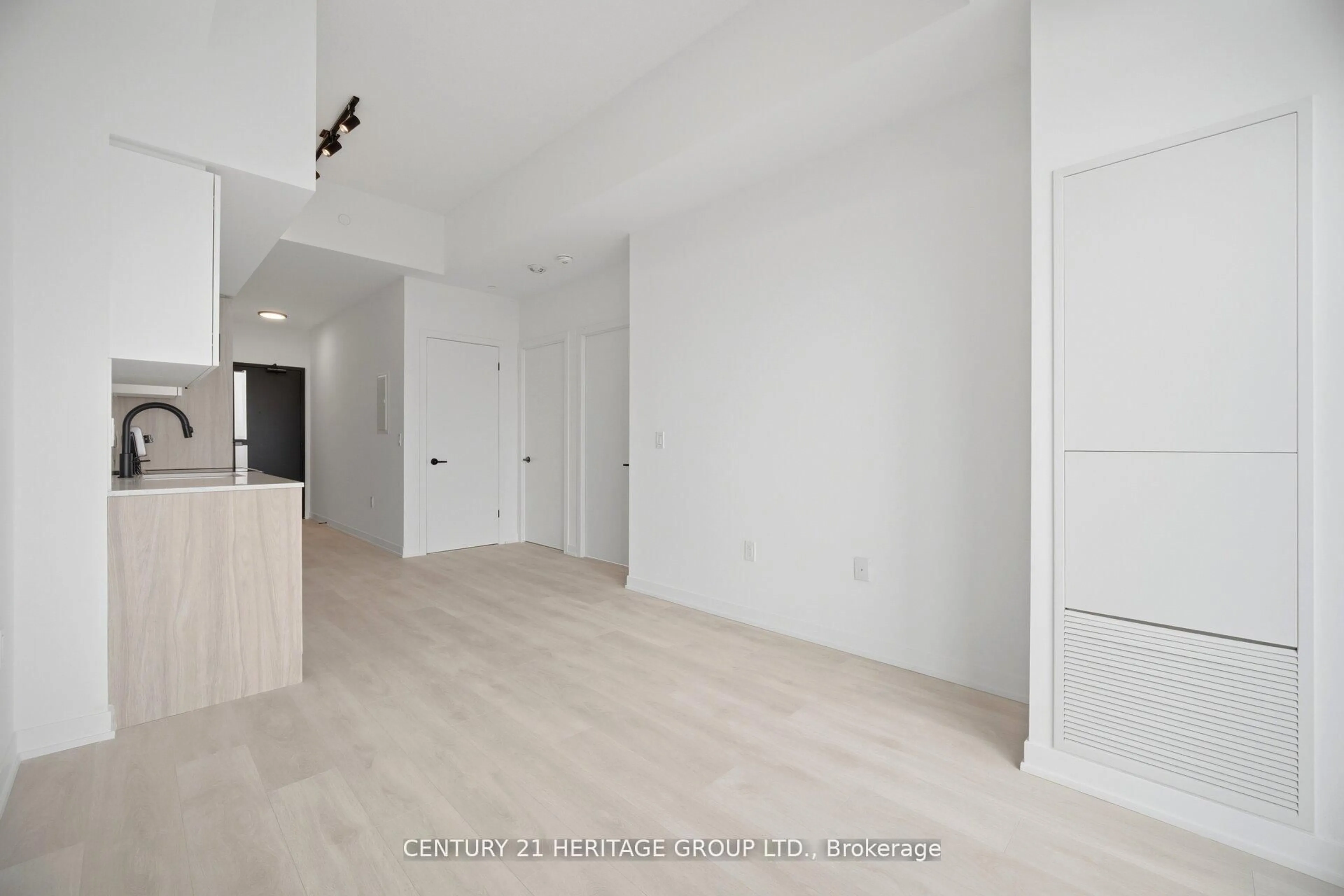 A pic of a room for 4878 POWERS COMMON Blvd #C1601, Burlington Ontario L7M 2B4