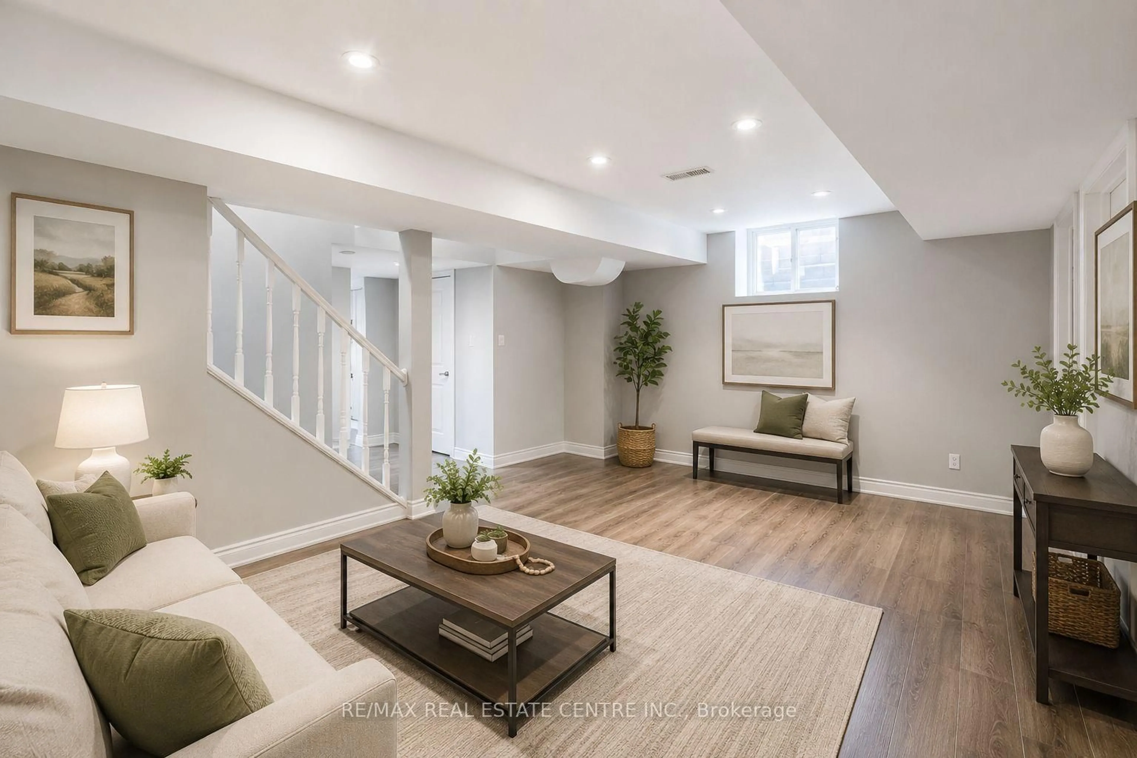 Unknown for 10 Ebury Dr, Brampton Ontario L6X 0Z3