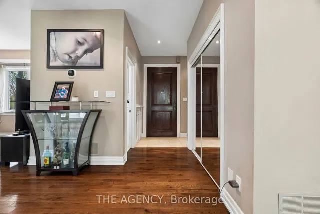 1541 Garnet Ave, Mississauga 3