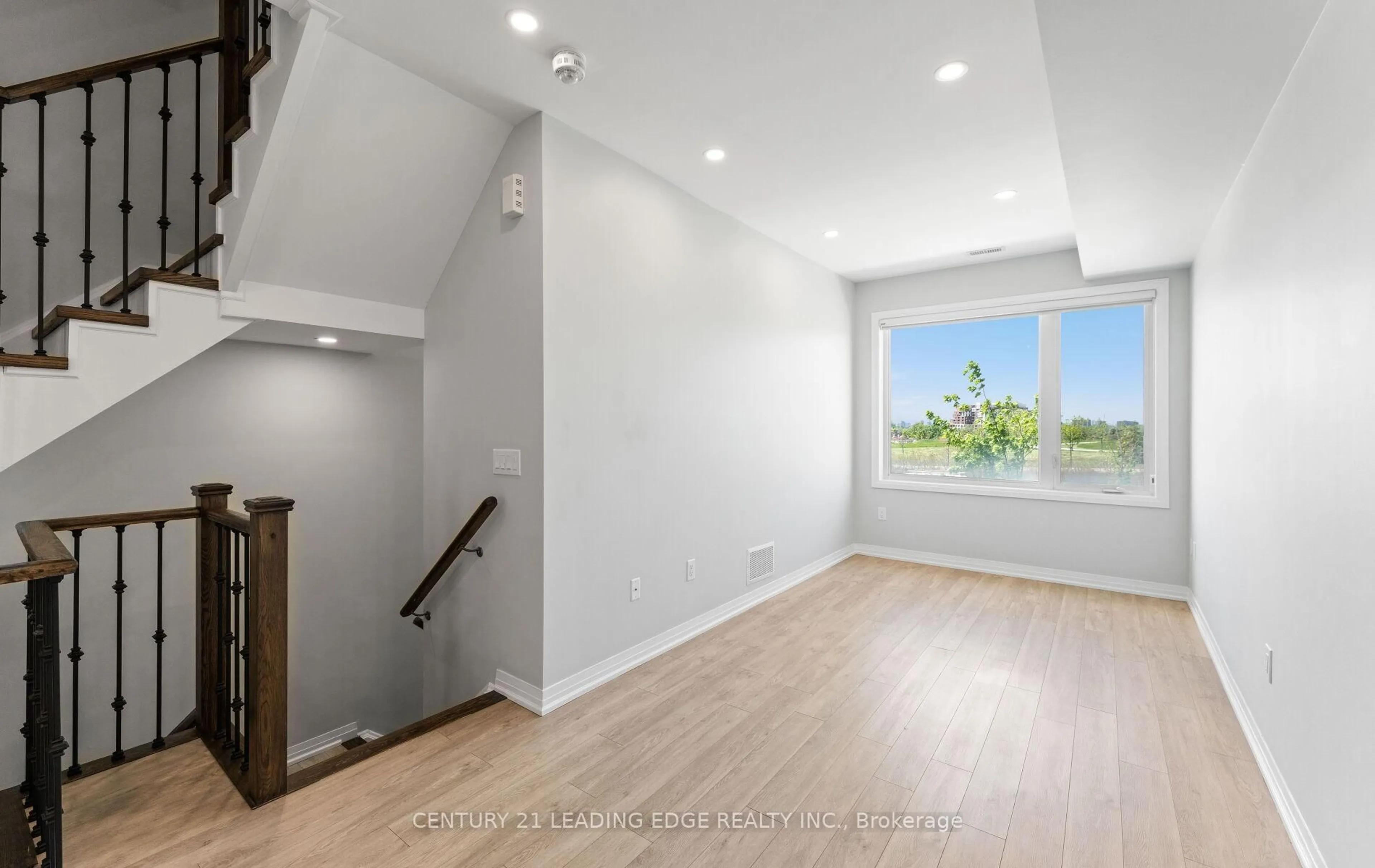 A pic of a room for 265 Downsview Park Blvd, Toronto Ontario M3K 0B6