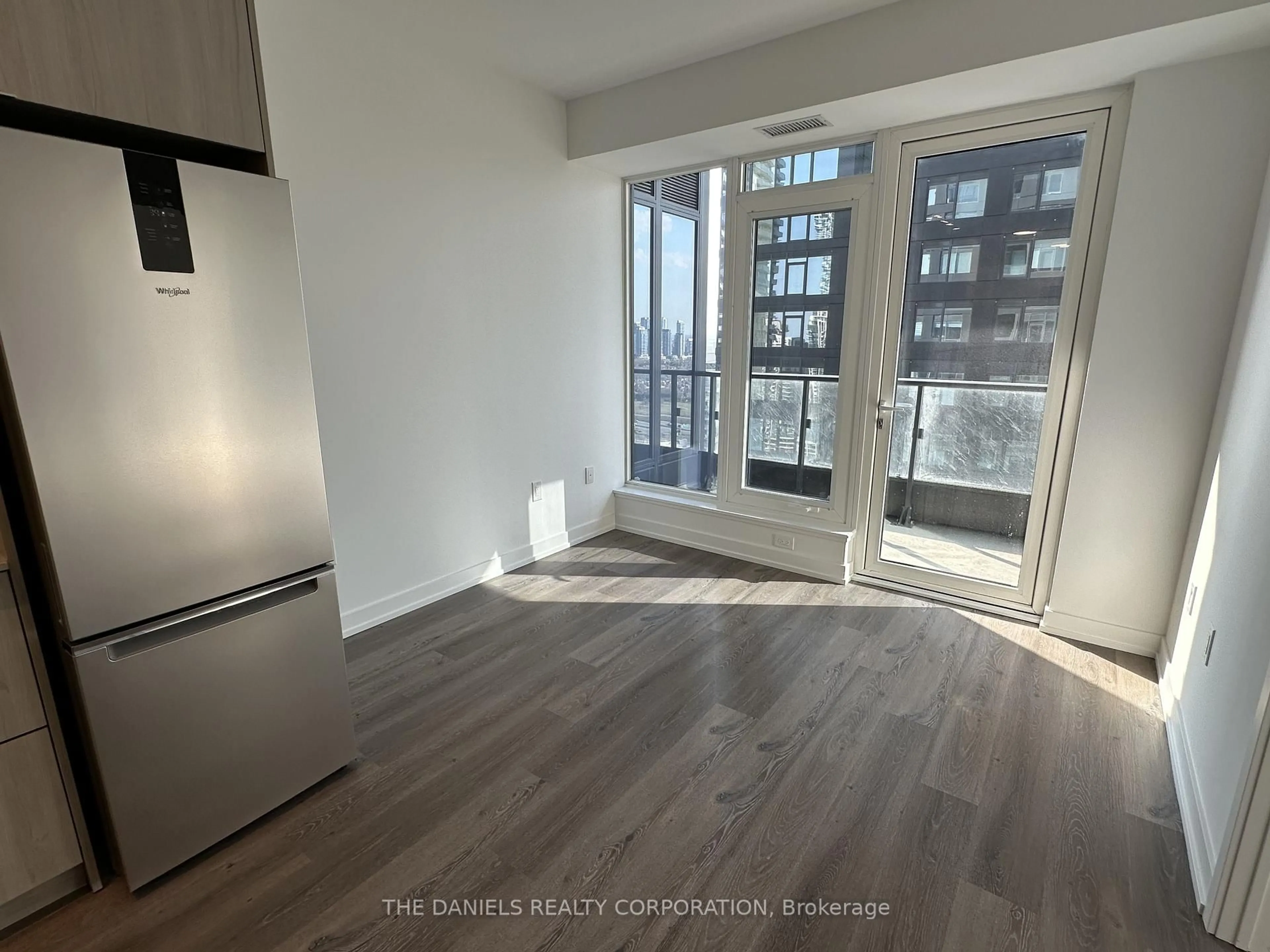 A pic of a room for 395 Square One Dr #2712, Mississauga Ontario L5B 0P6