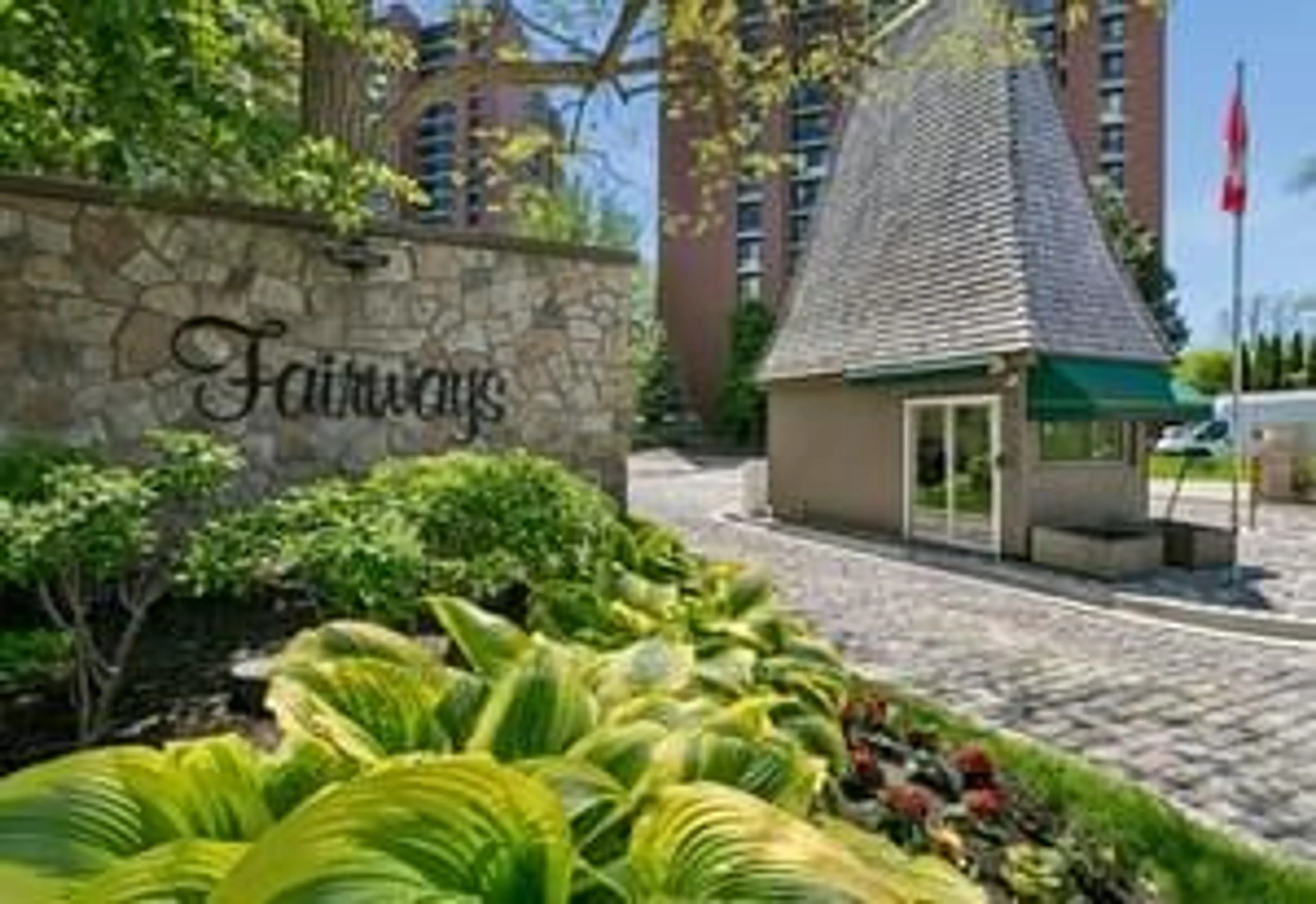 Indoor foyer for 1400 Dixie Rd #609, Mississauga Ontario L5E 3E1