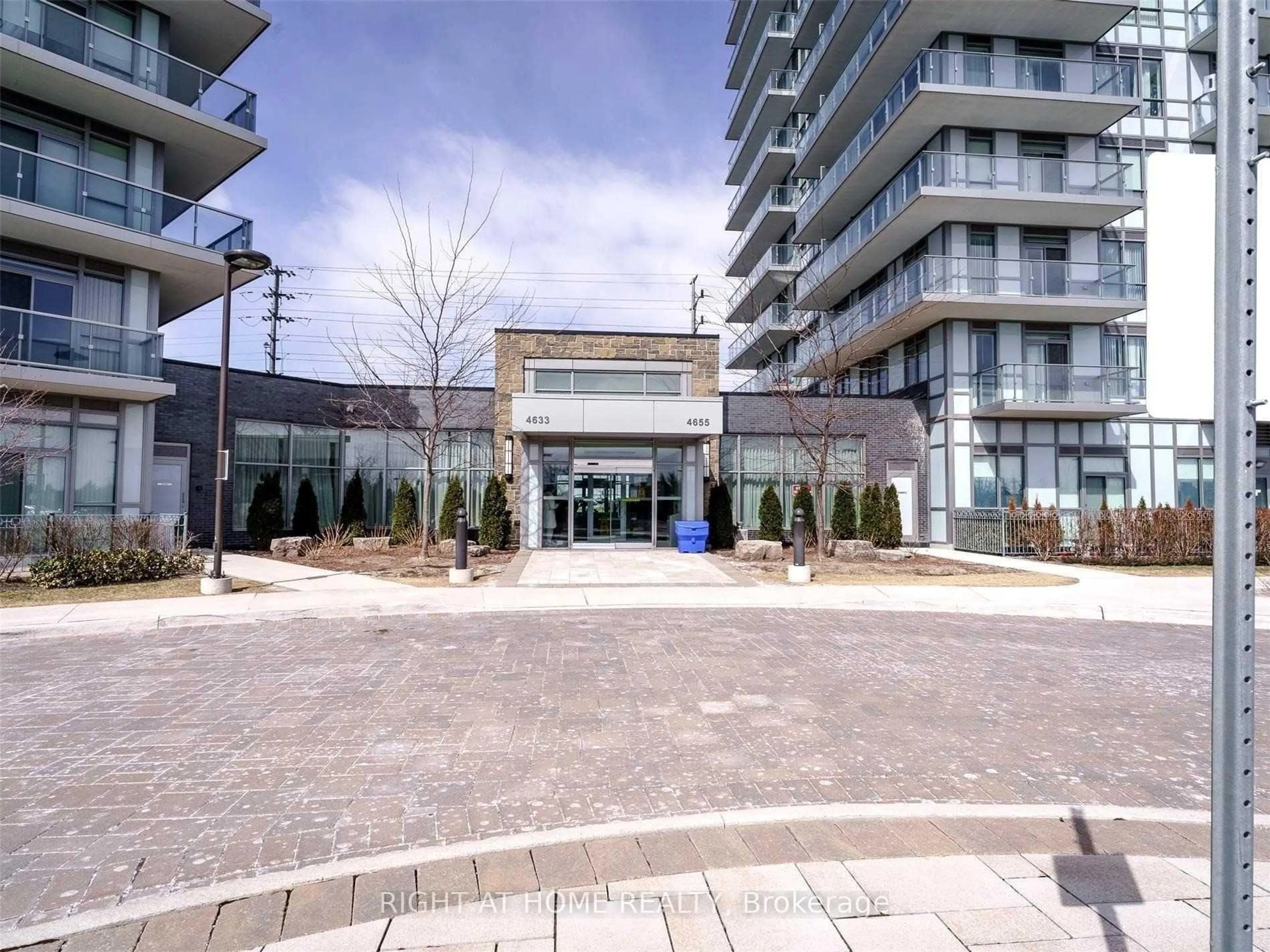 Unknown for 4655 Glen Erin Dr #102, Mississauga Ontario L5M 0Z1
