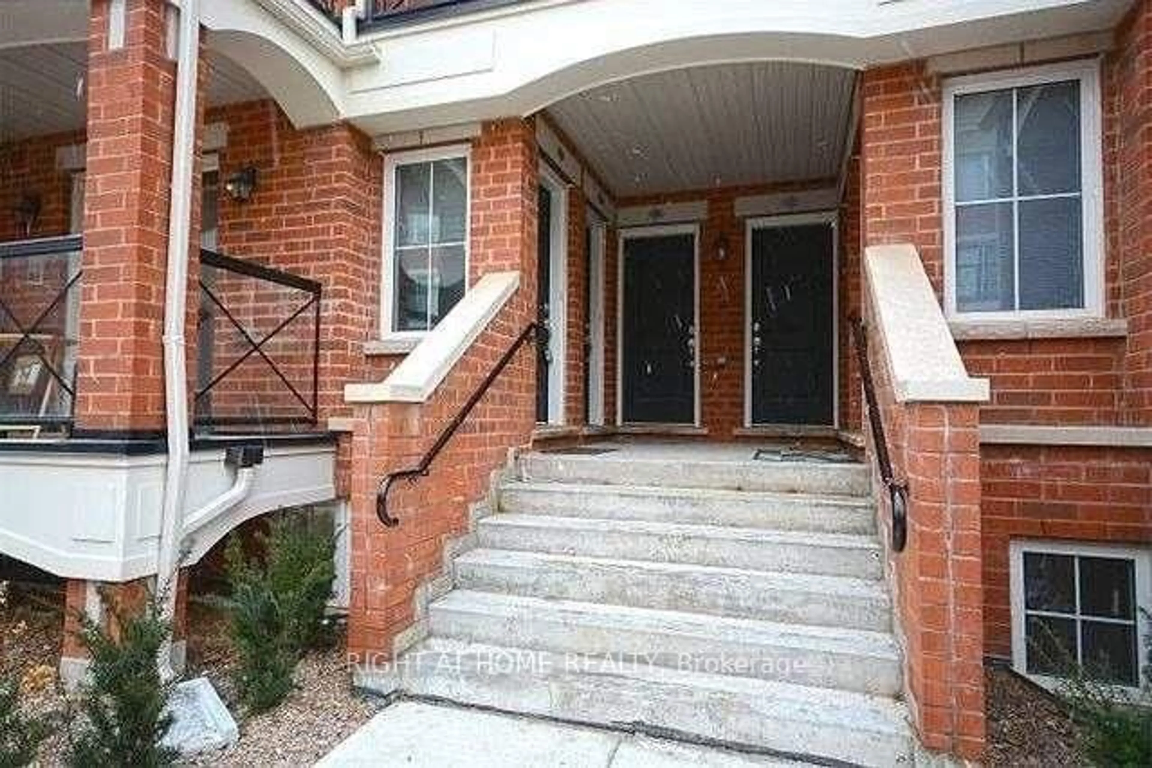 Unknown for 2480 POST Rd #24, Oakville Ontario L6H 0K1