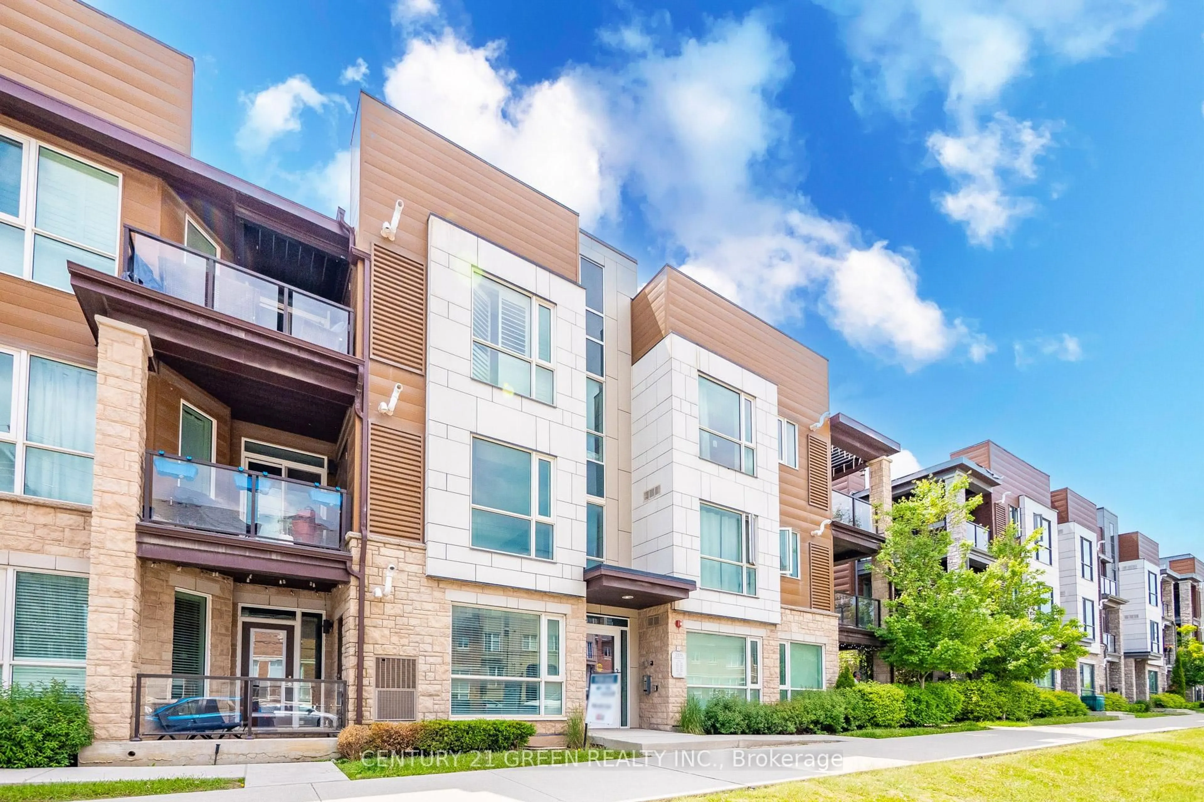 Home with brick exterior material, unknown for 2370 Khalsa Gate #306, Oakville Ontario L6M 1P5