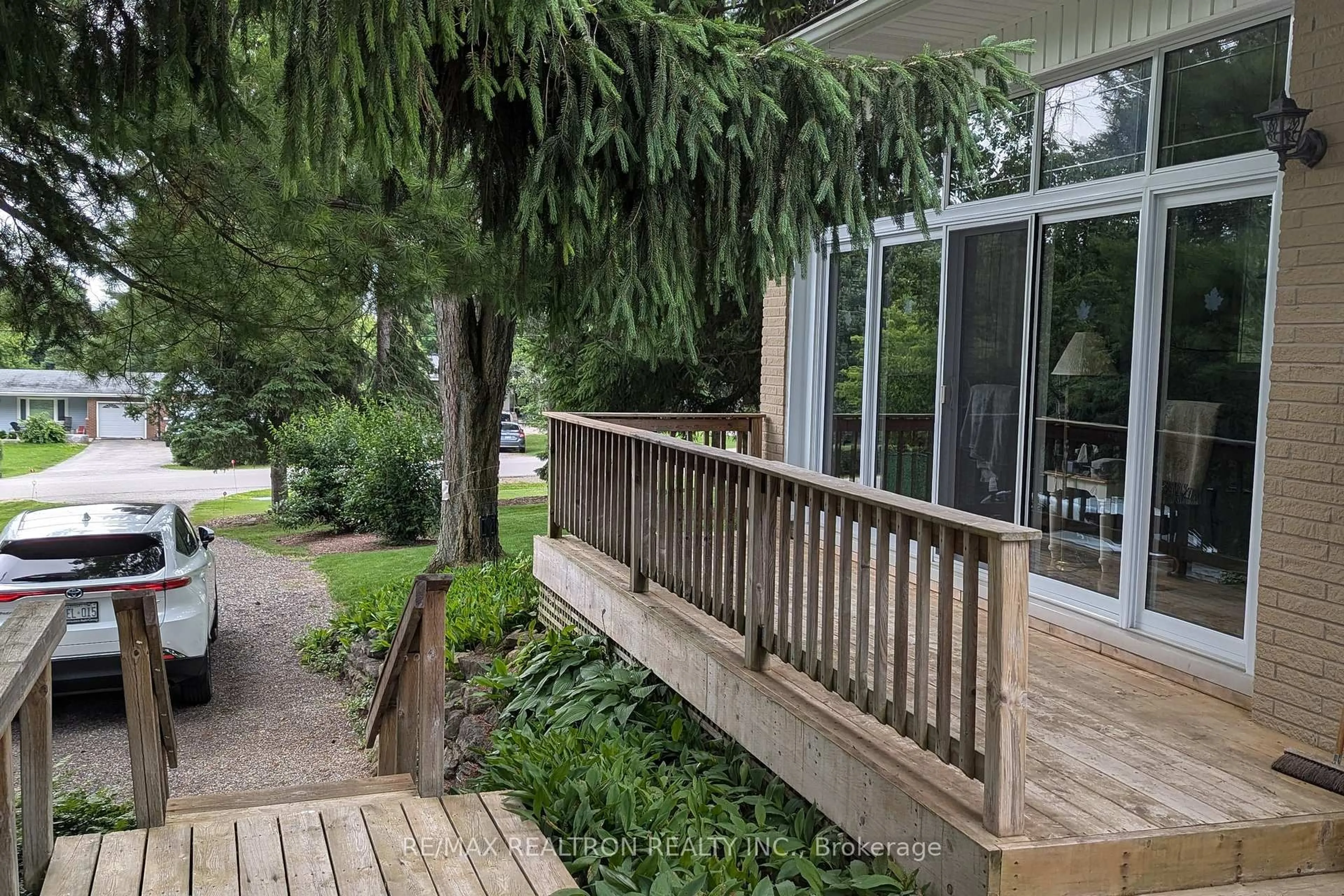 Patio, forest/trees view for 26 Kennedy Rd, Caledon Ontario L7C 2A7
