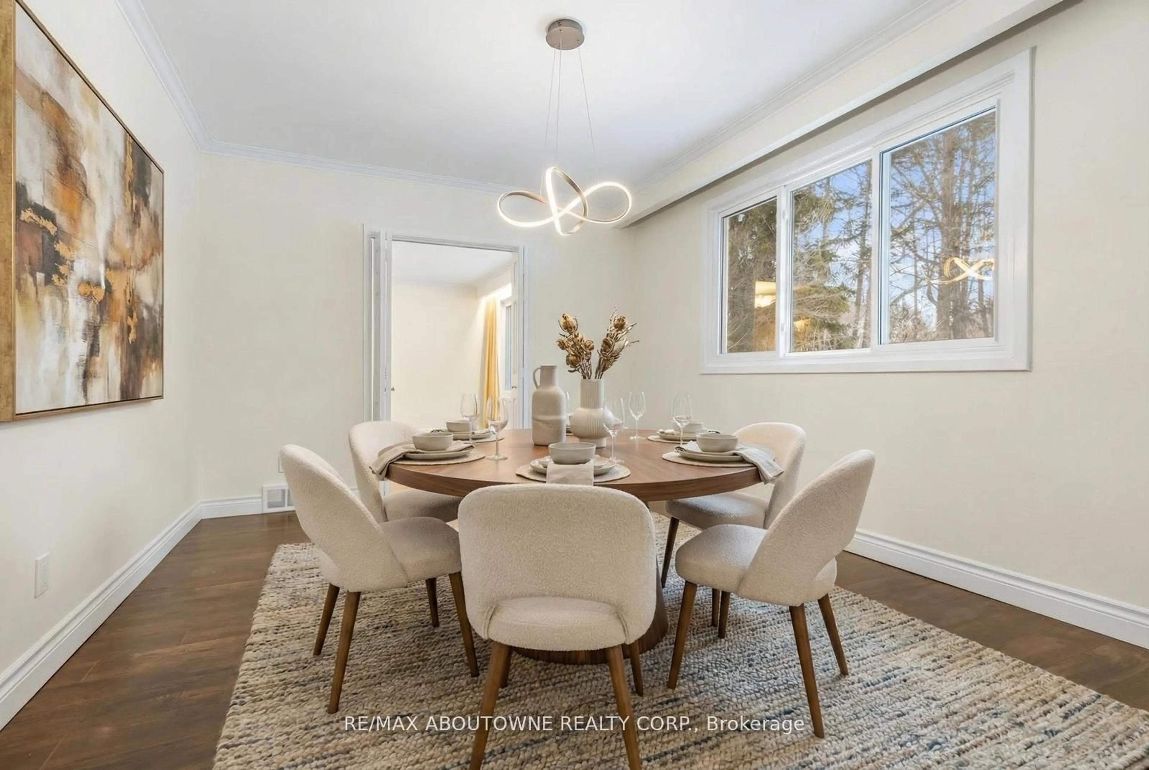 Dining room, unknown for 145 Wolfdale Ave, Oakville Ontario L6L 4R9