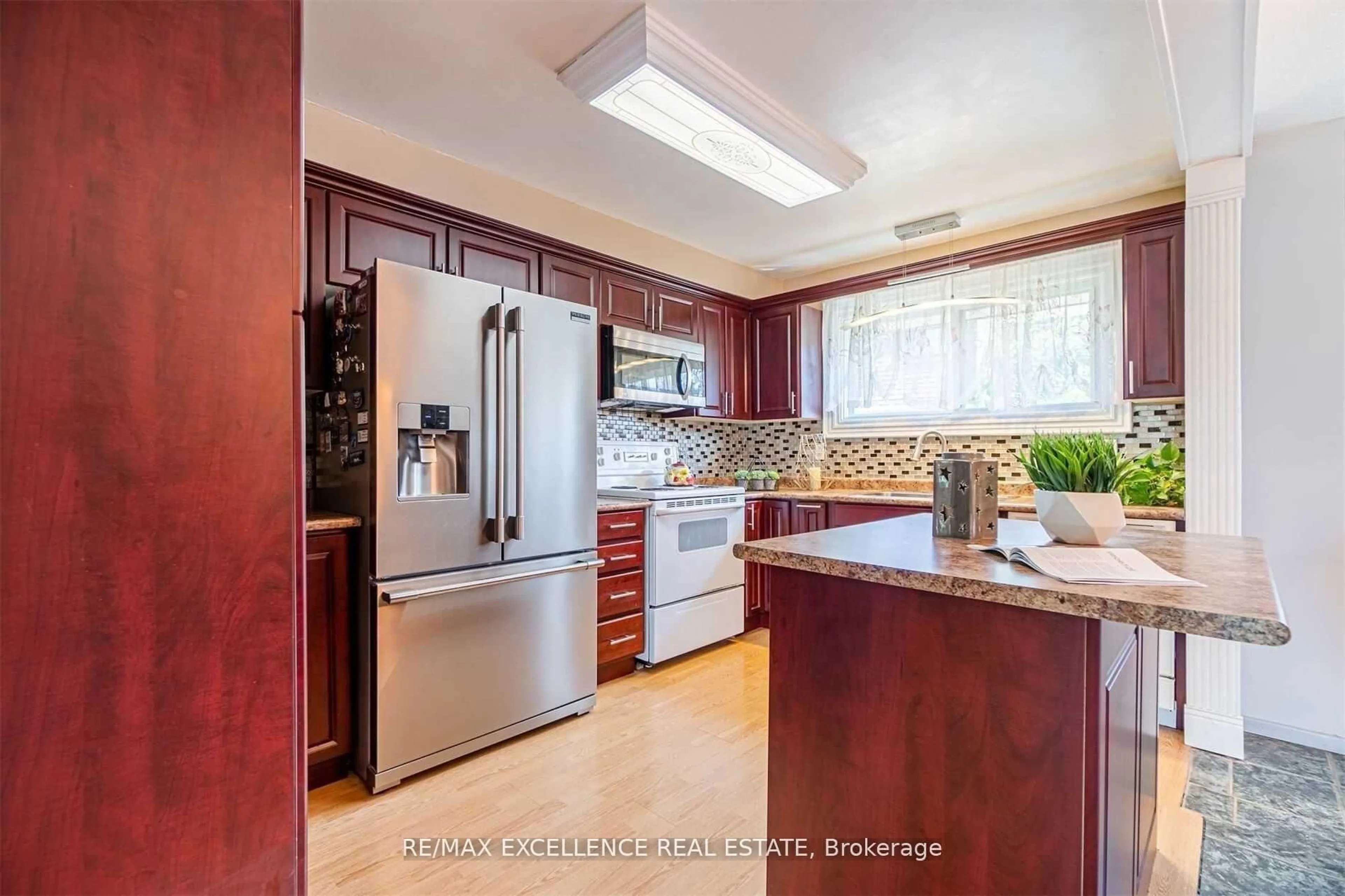 Unknown for 148 Ashton Cres, Brampton Ontario L6S 3J9