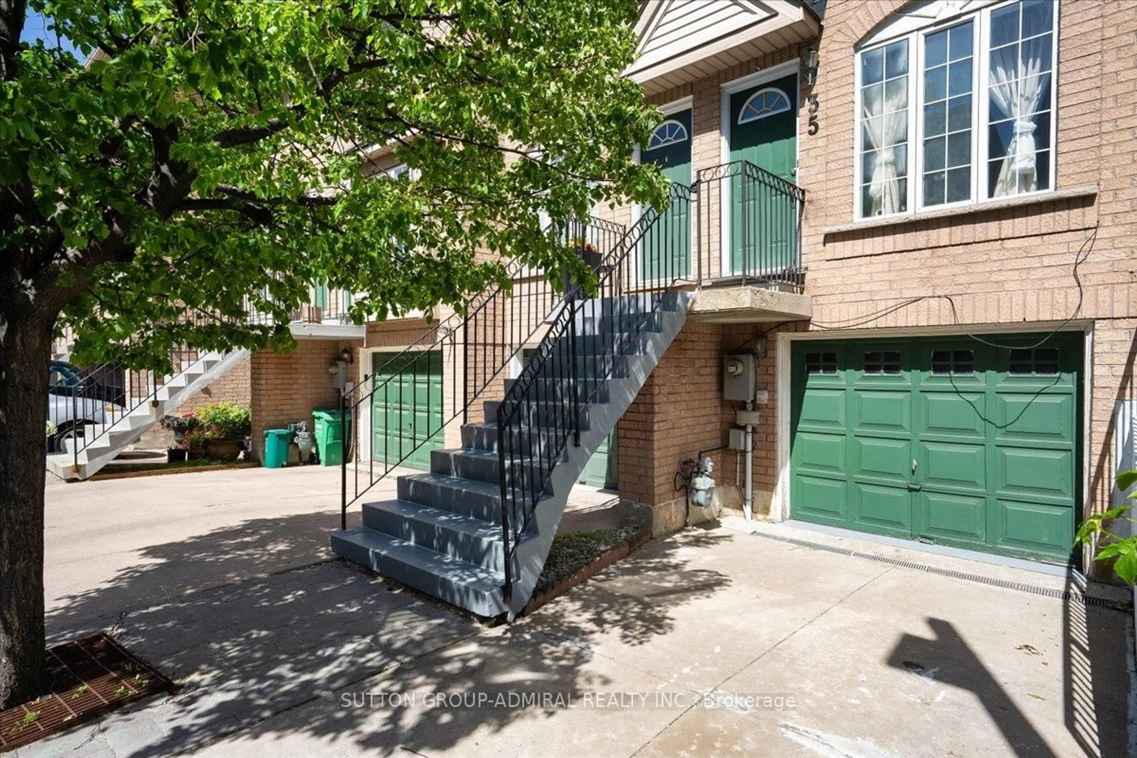 Unknown for 75 Strathaven Dr #35, Mississauga Ontario L5R 3W1