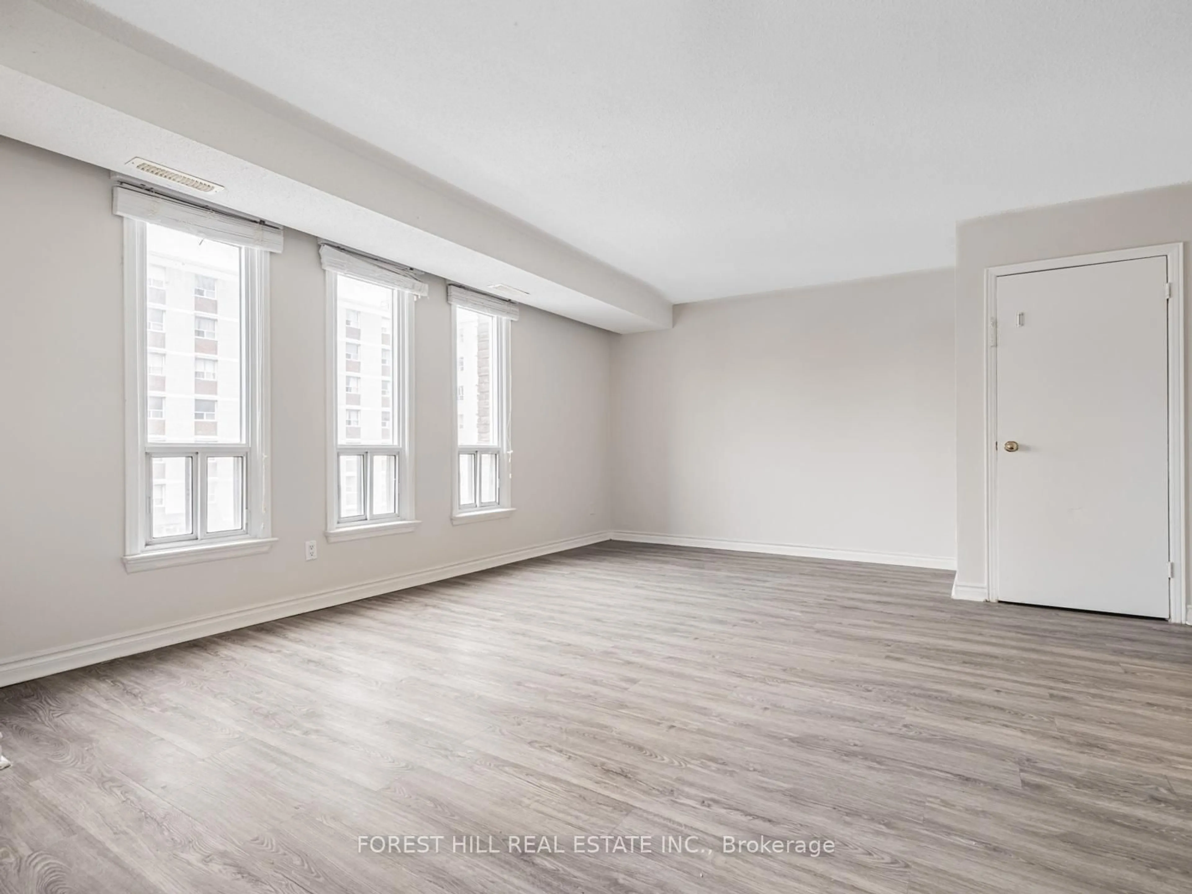 A pic of a room for 16 Rexdale Blvd #25, Toronto Ontario M9W 5Z3