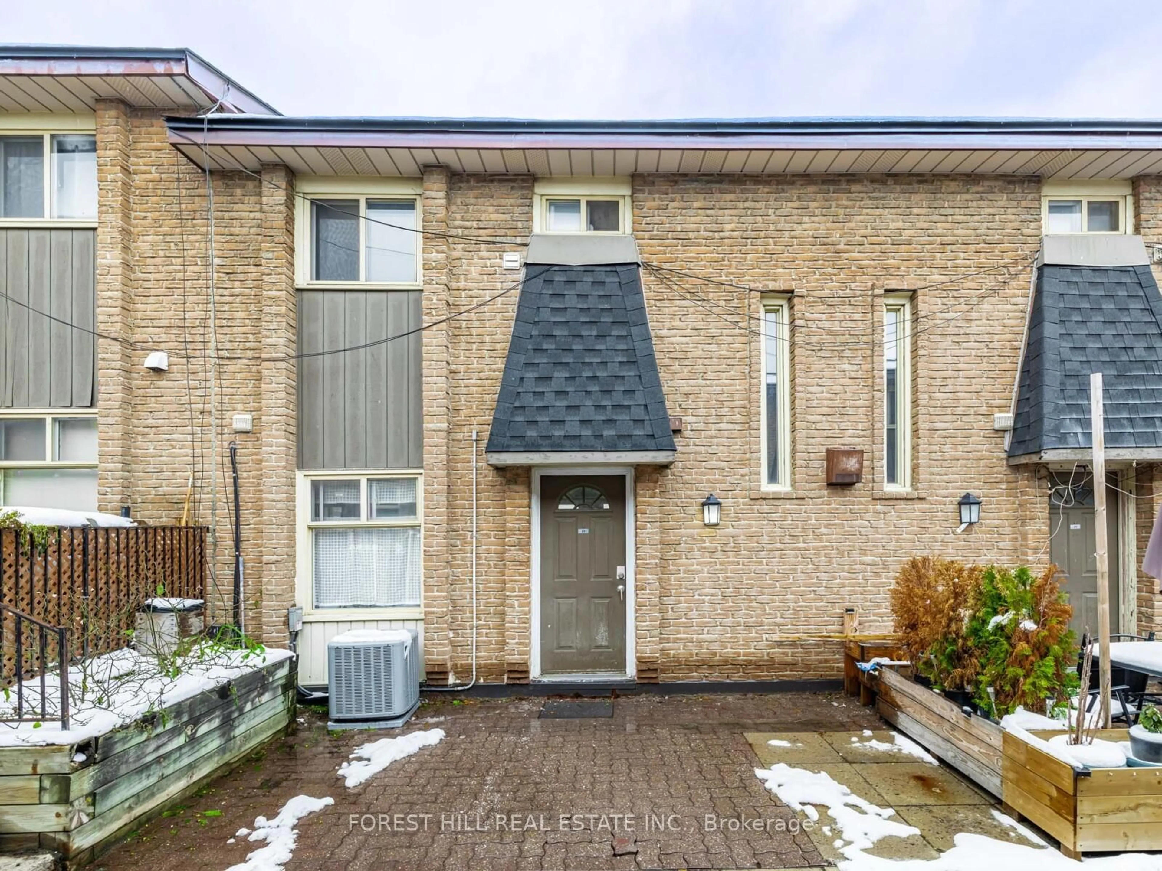 Unknown for 16 Rexdale Blvd #25, Toronto Ontario M9W 5Z3