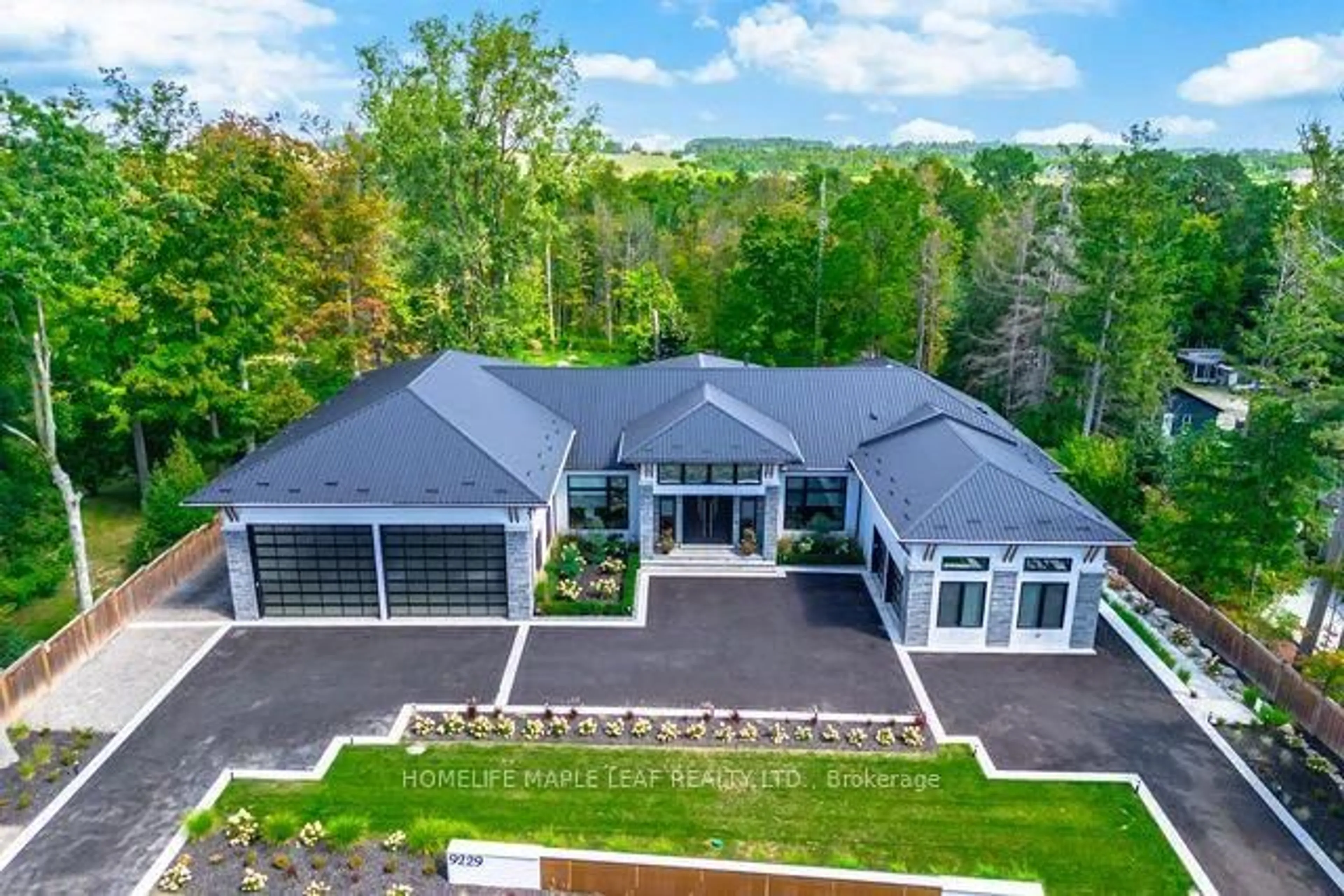 A pic from outside/outdoor area/front of a property/back of a property/a pic from drone, unknown for 9229 8th Line, Halton Hills Ontario L7G 4S5