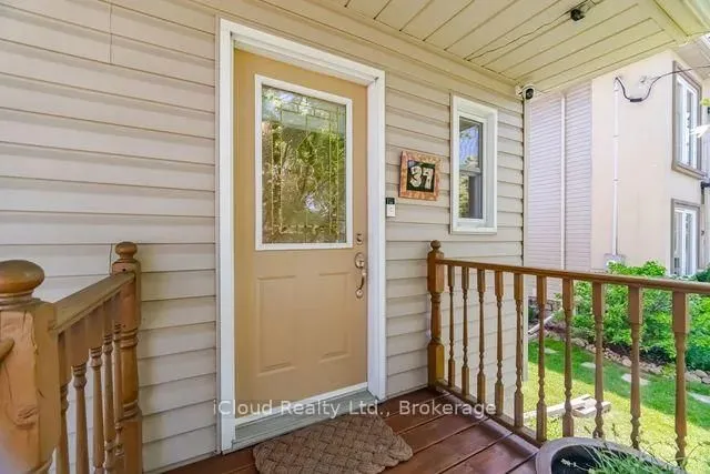 37 Archibald St, Brampton 5