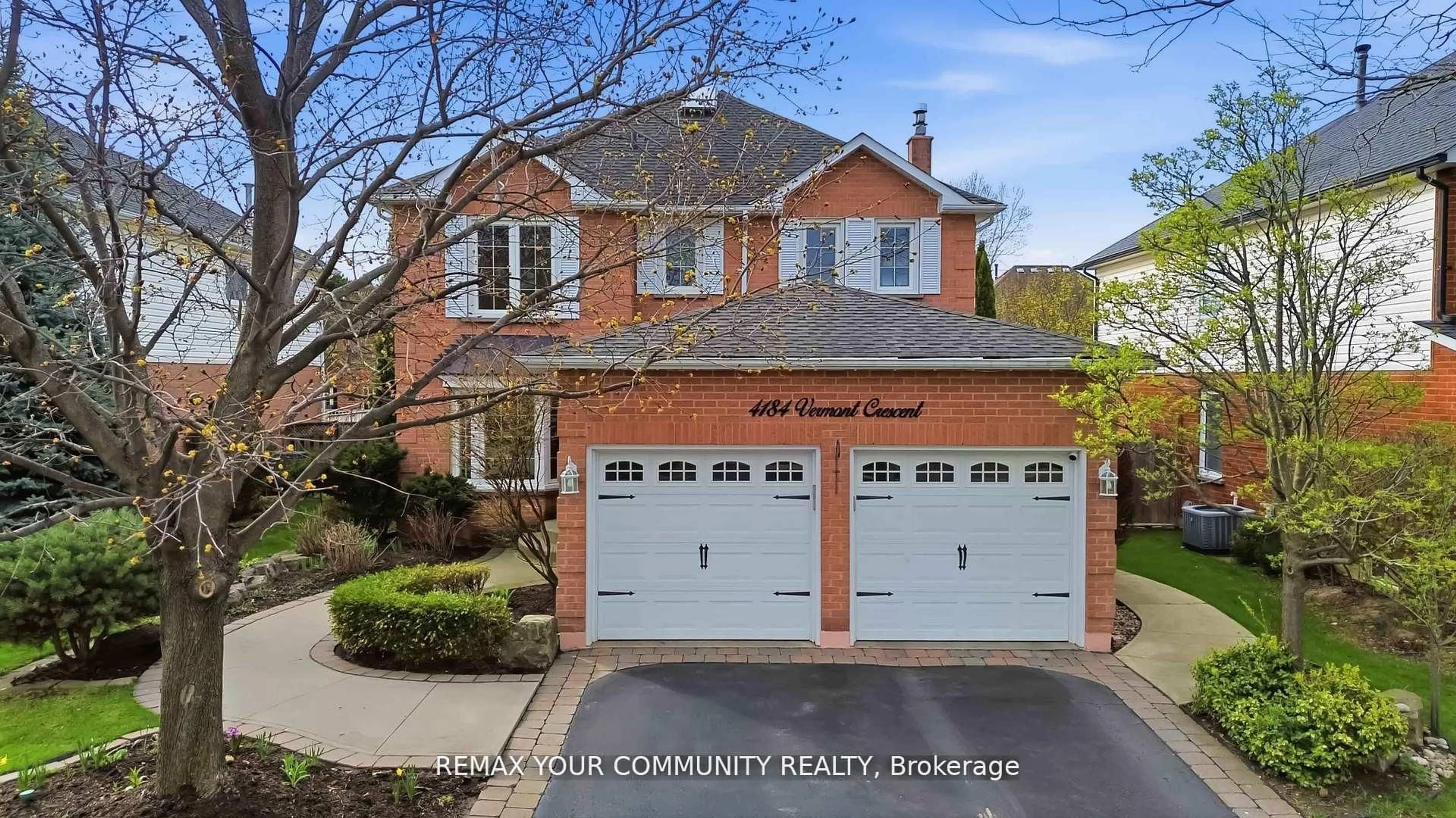 Home with brick exterior material, street for 4184 Vermont Cres, Burlington Ontario L7M 4A6