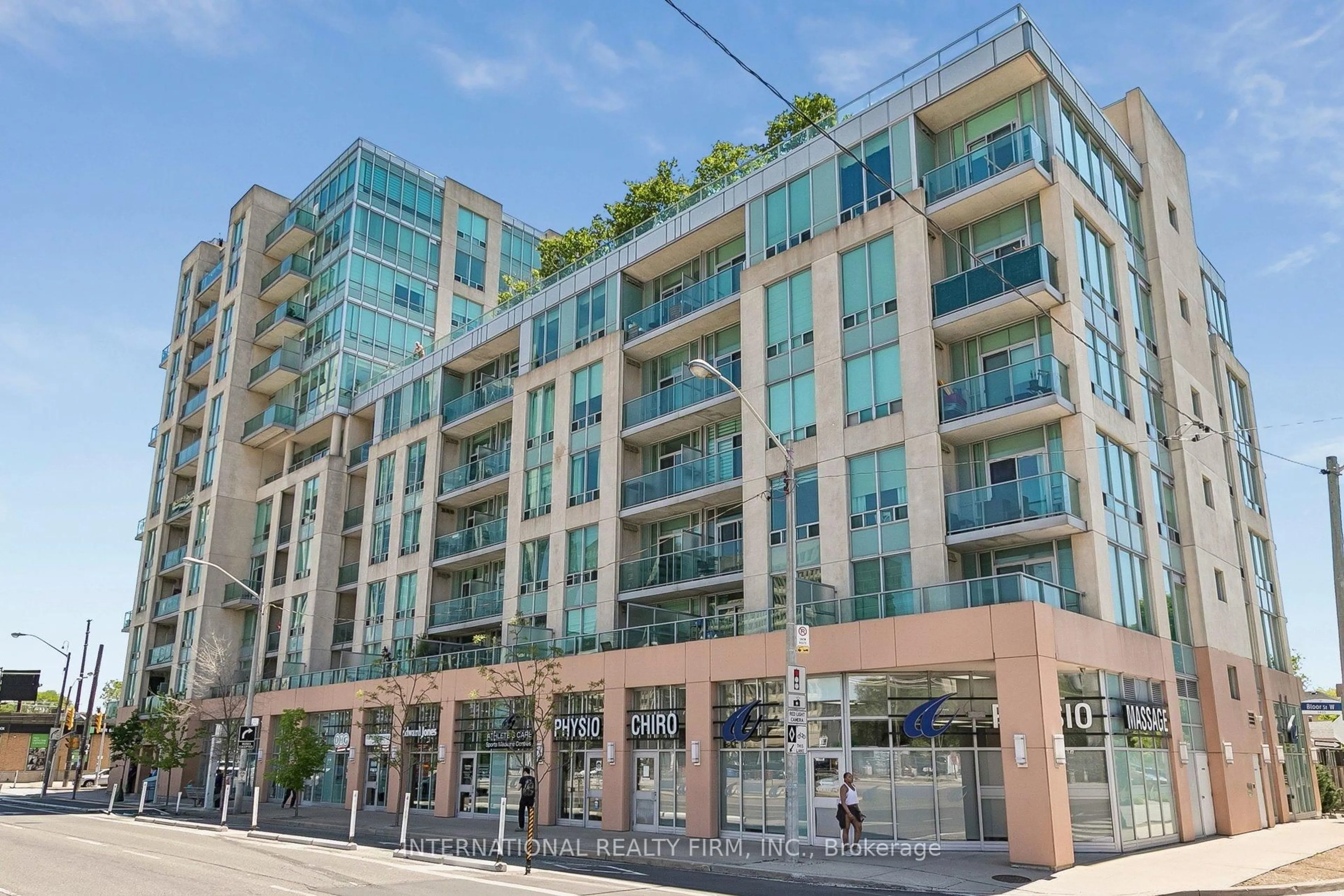 Patio, unknown for 3391 Bloor St #1011, Toronto Ontario M8X 1G3