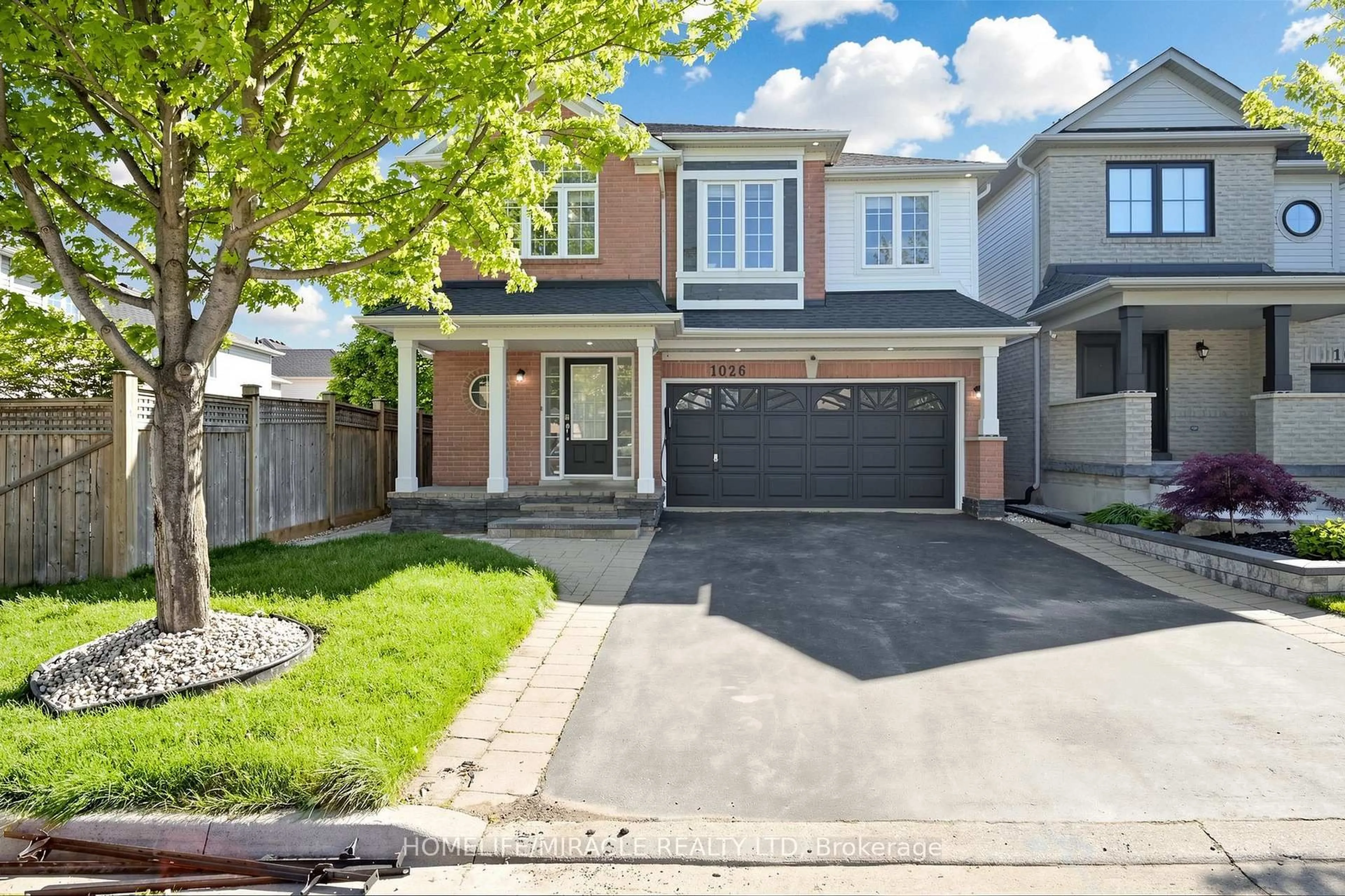 Unknown for 1026 Holdsworth Cres, Milton Ontario L9T 0C2