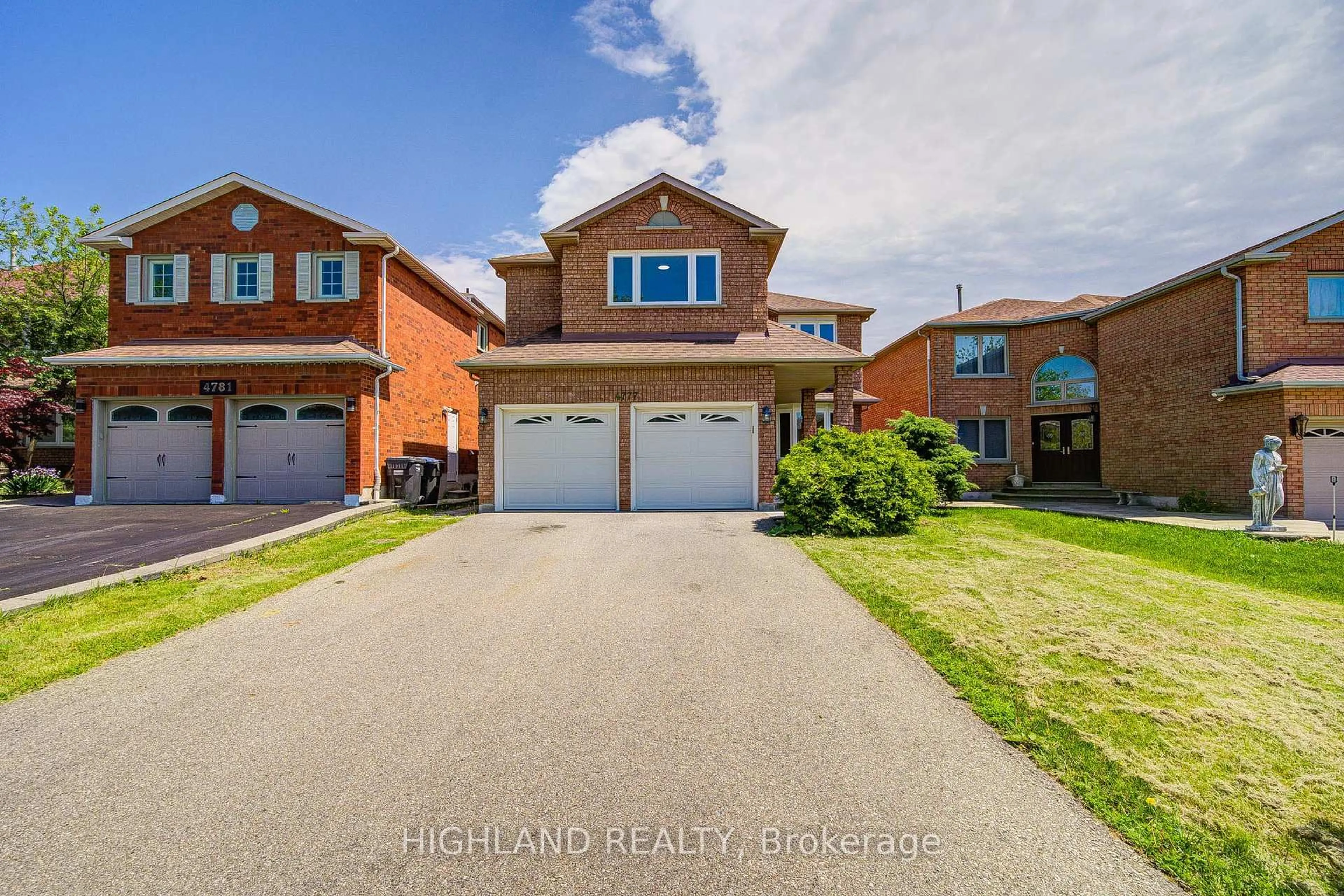 Home with brick exterior material, street for 4777 Crystal Rose Dr, Mississauga Ontario L5V 1G9