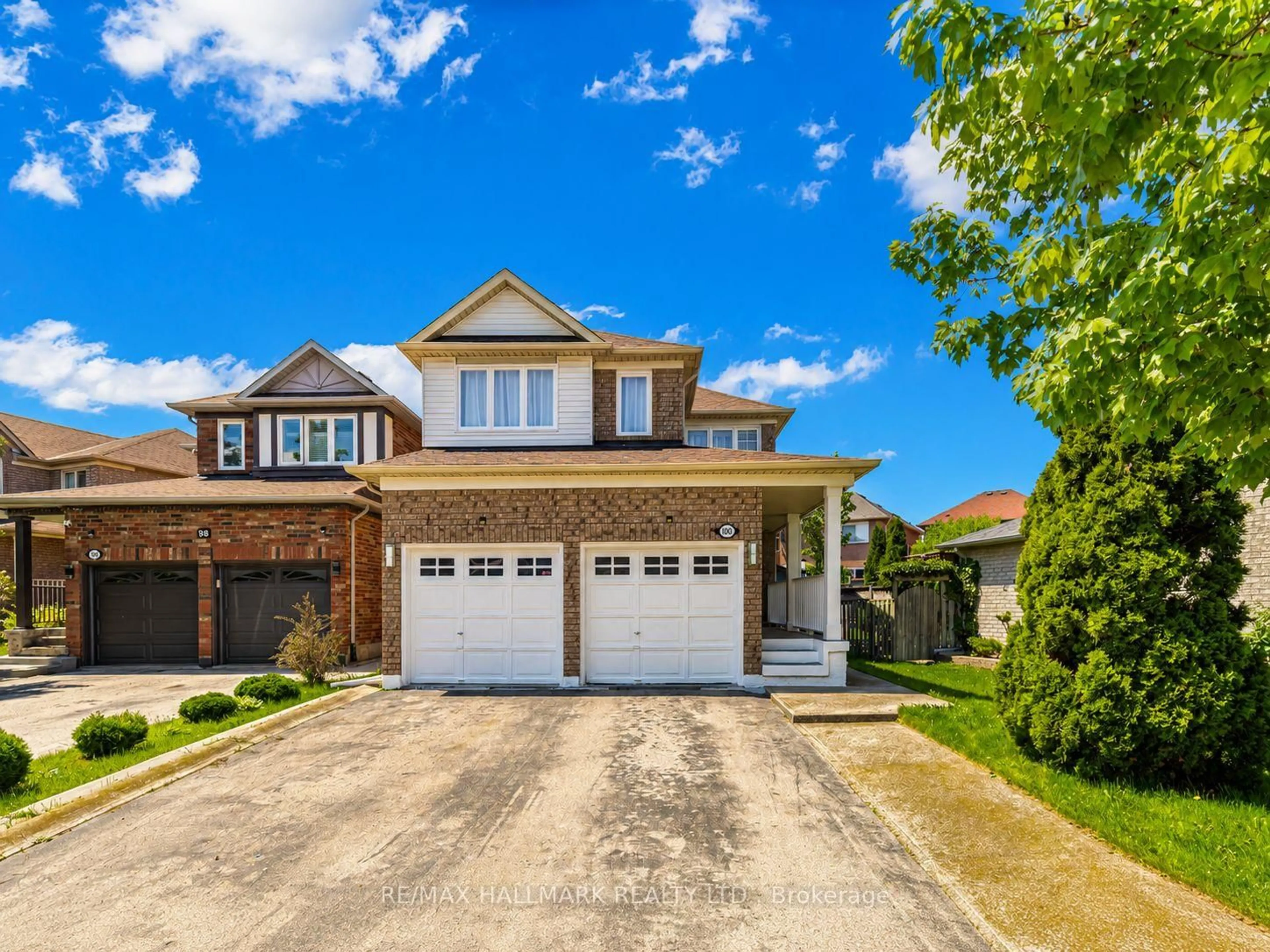 Home with brick exterior material, street for 100 Narrow Valley Cres, Brampton Ontario L6R 2M4