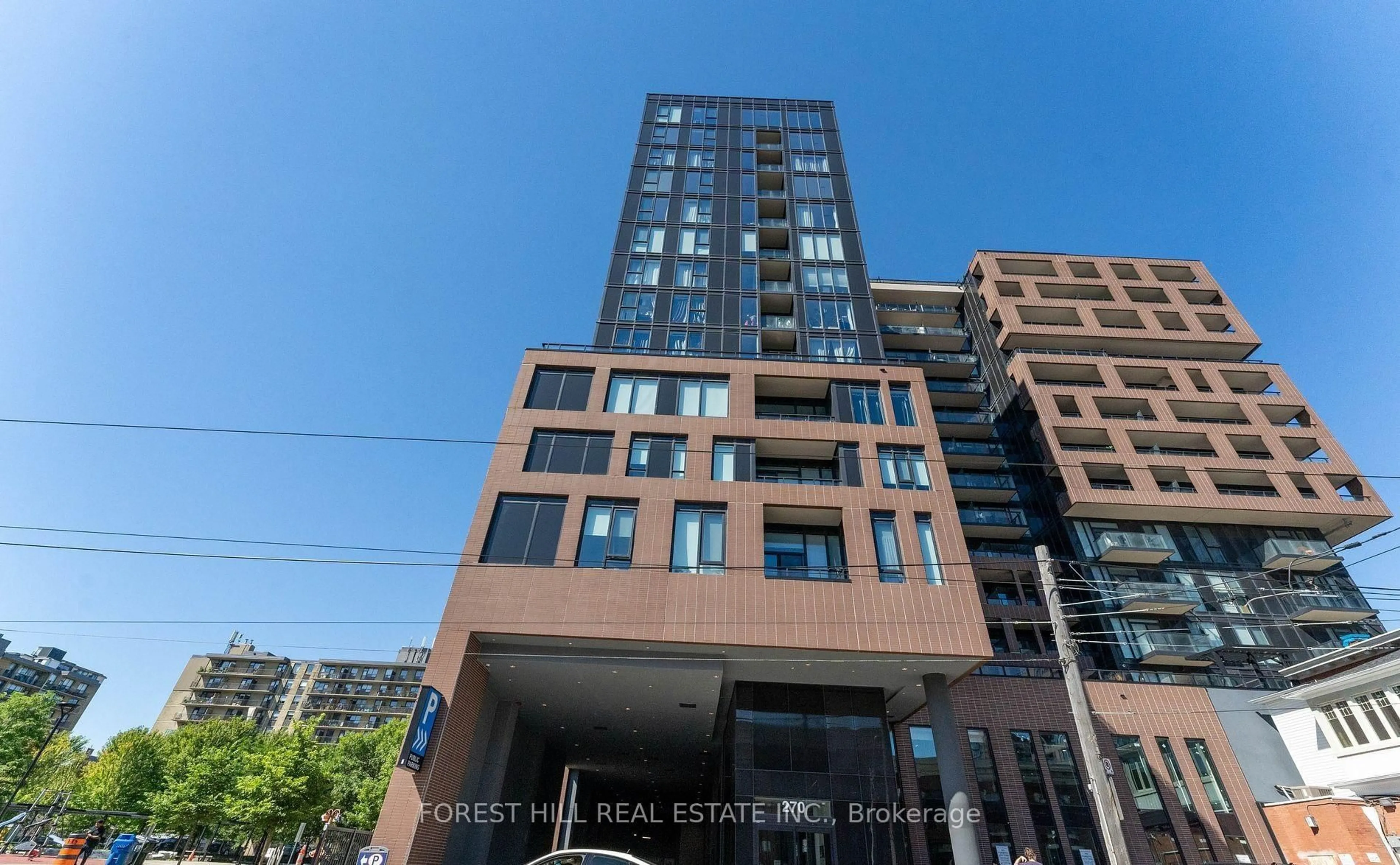 Unknown for 270 dufferin St #418, Toronto Ontario M6C 1A7