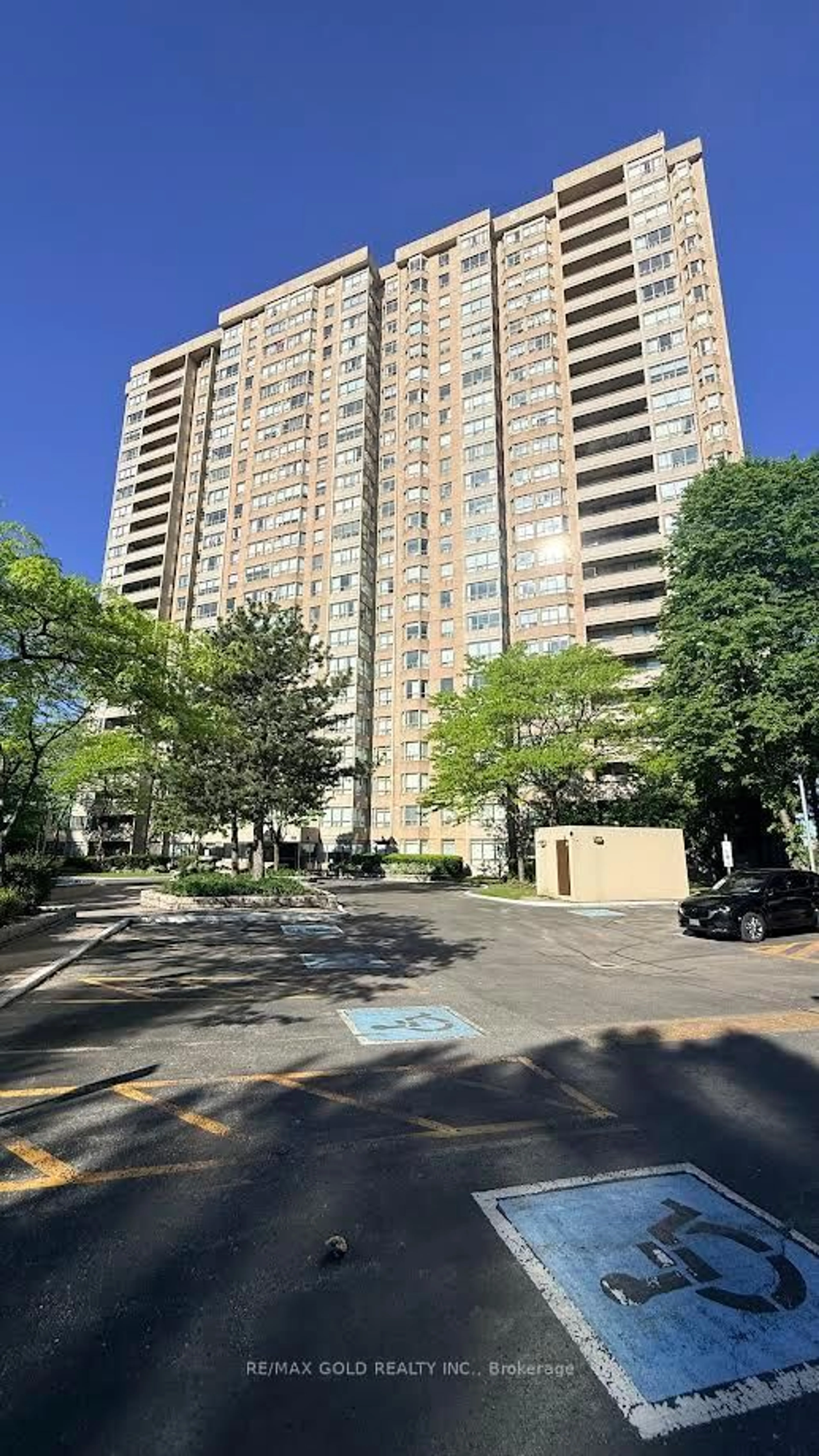 Unknown for 30 Malta Ave #308, Brampton Ontario L6Y 4S5
