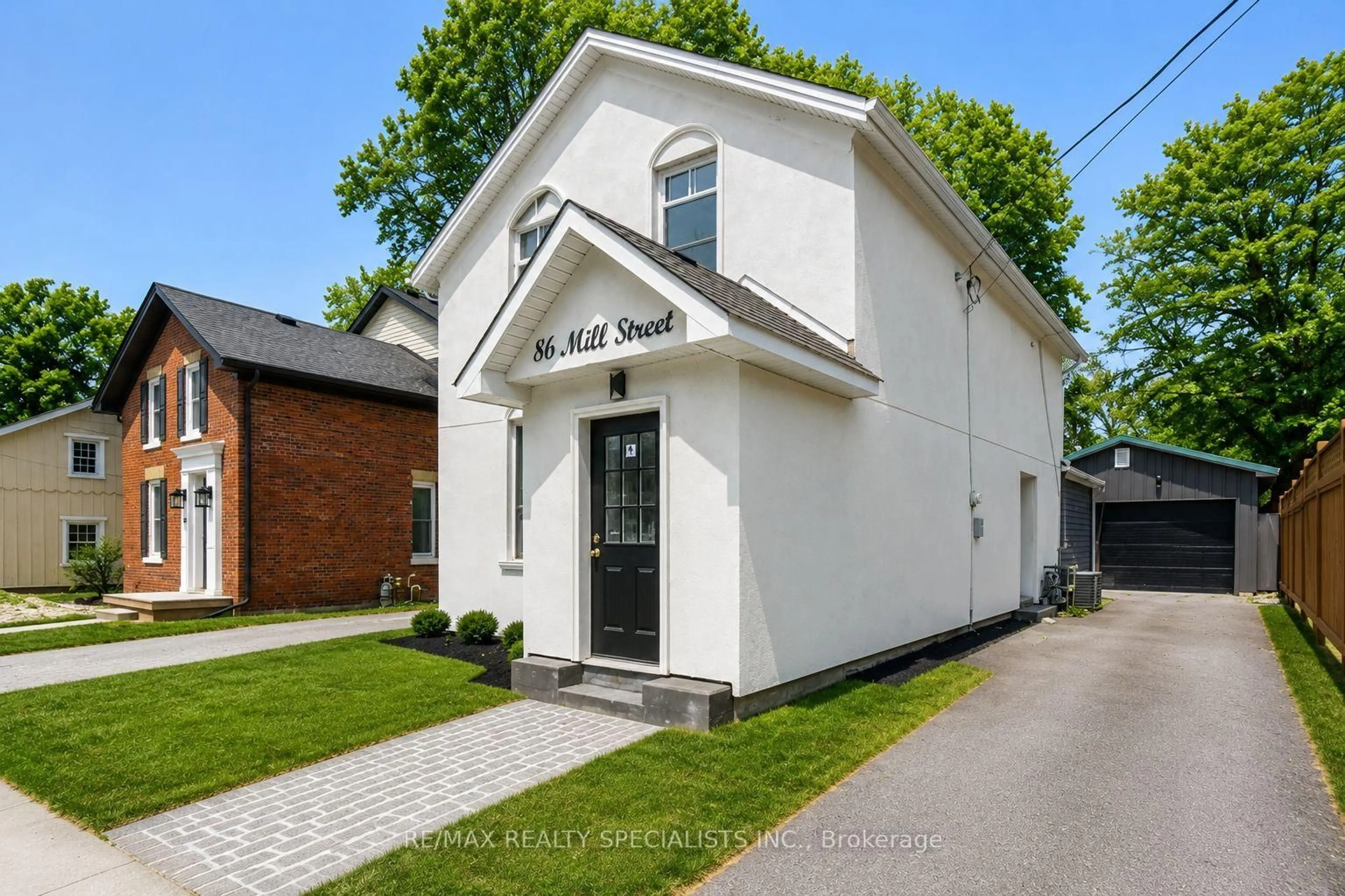 Home with brick exterior material, street for 86 Mill St, Orangeville Ontario L9W 2M7
