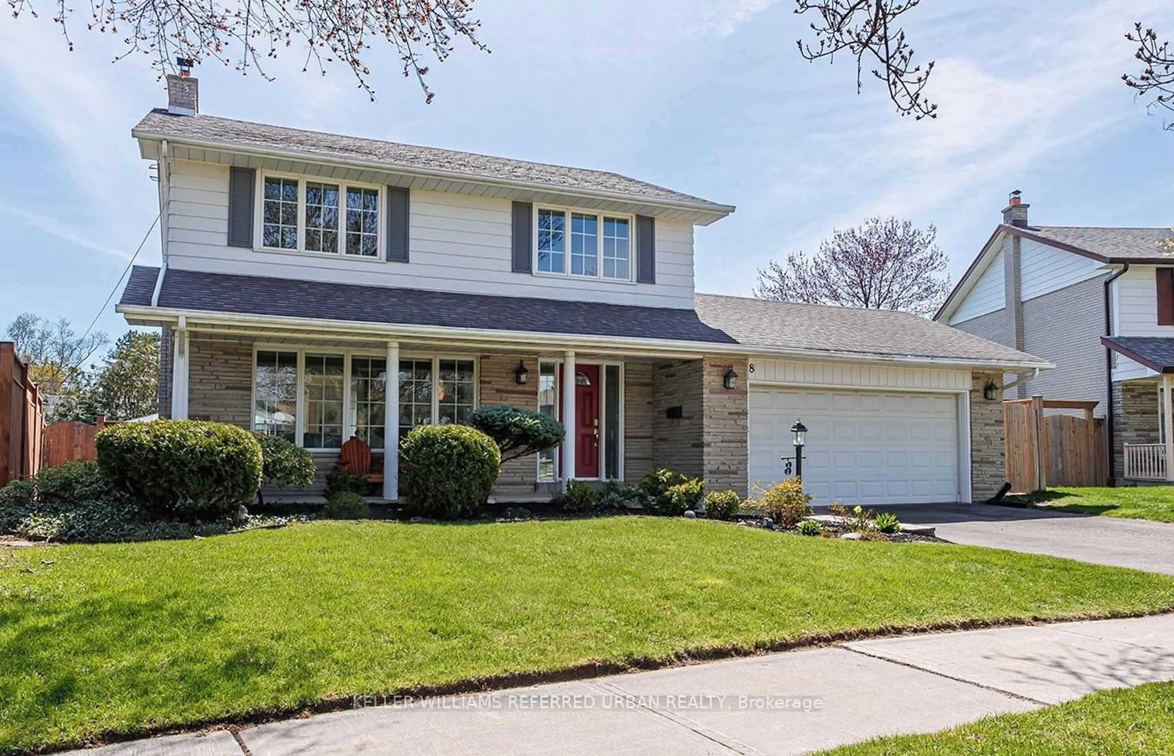 Home with vinyl exterior material, street for 8 Markwood Cres, Toronto Ontario M9C 1L2