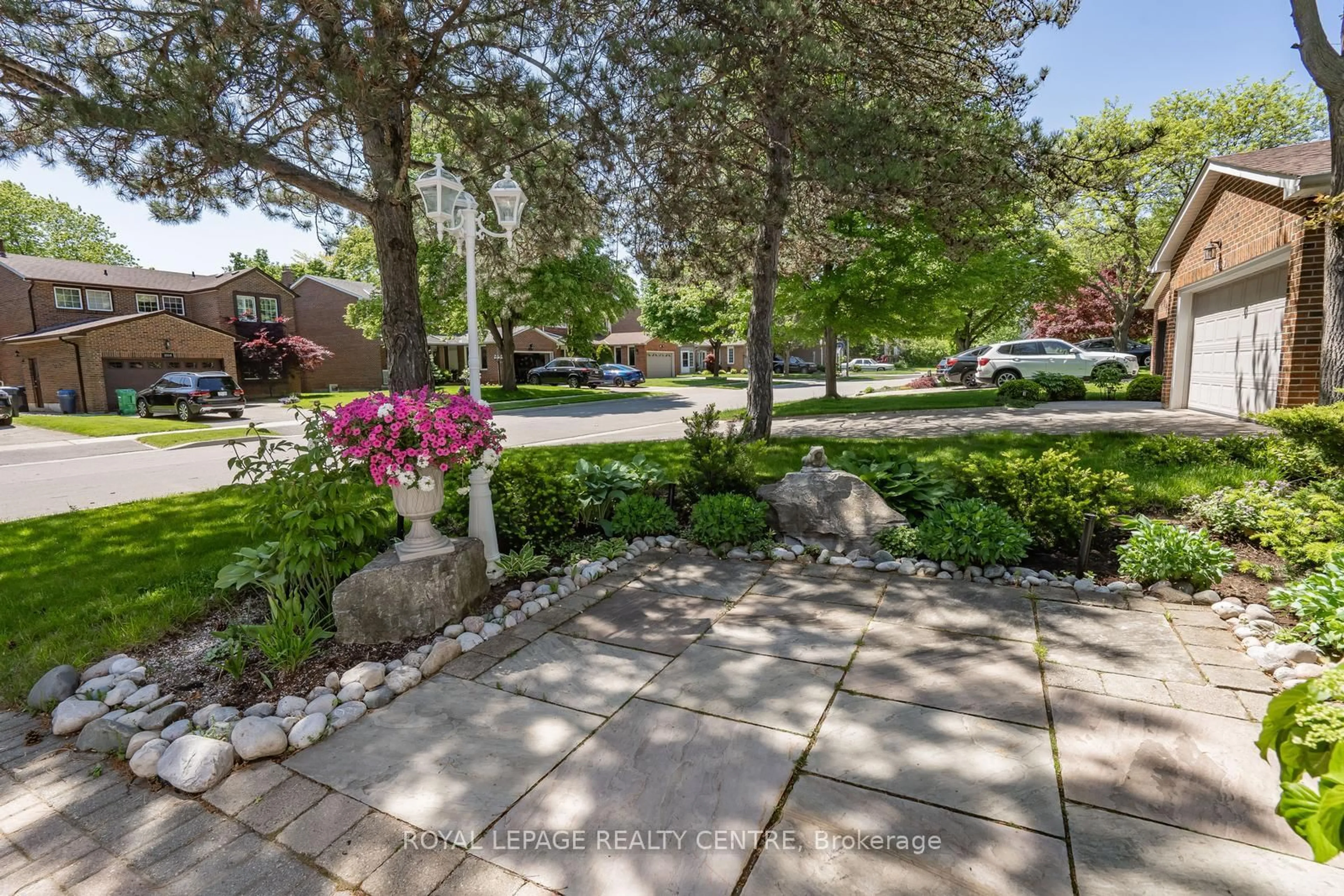 Unknown for 3959 Selkirk Pl, Mississauga Ontario L5L 3L5