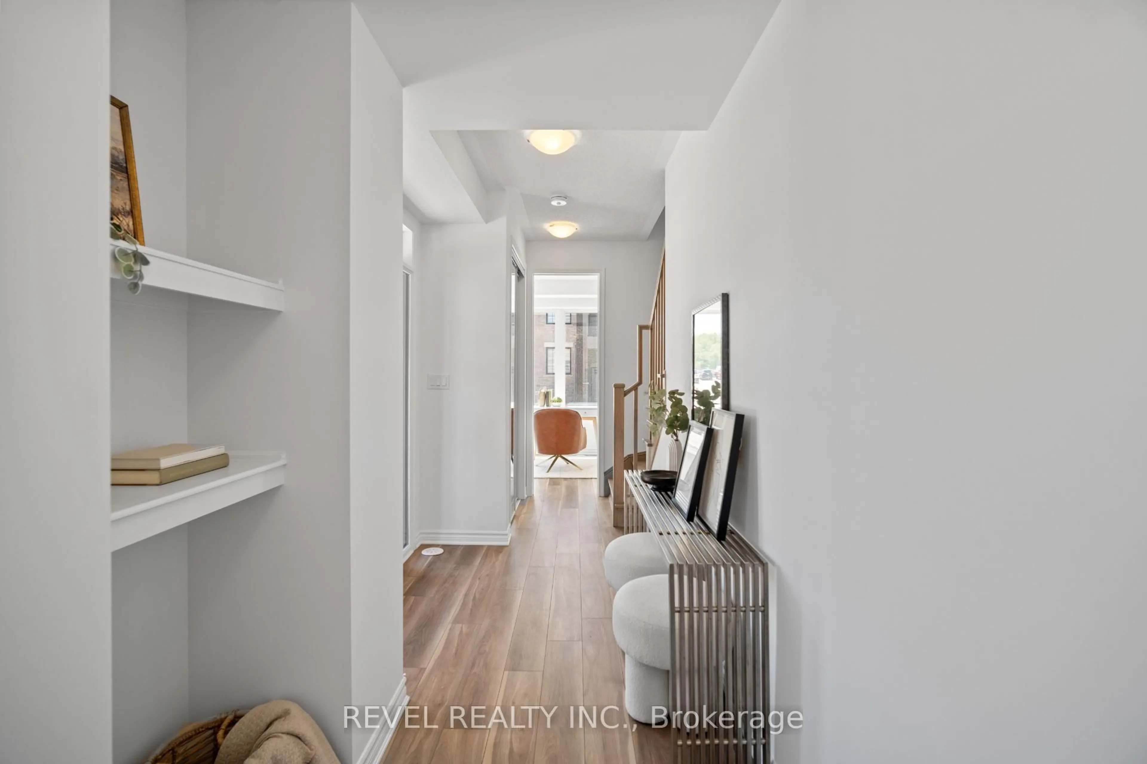 Indoor entryway for 22 Vickerman St, Brampton Ontario L7A 5M7