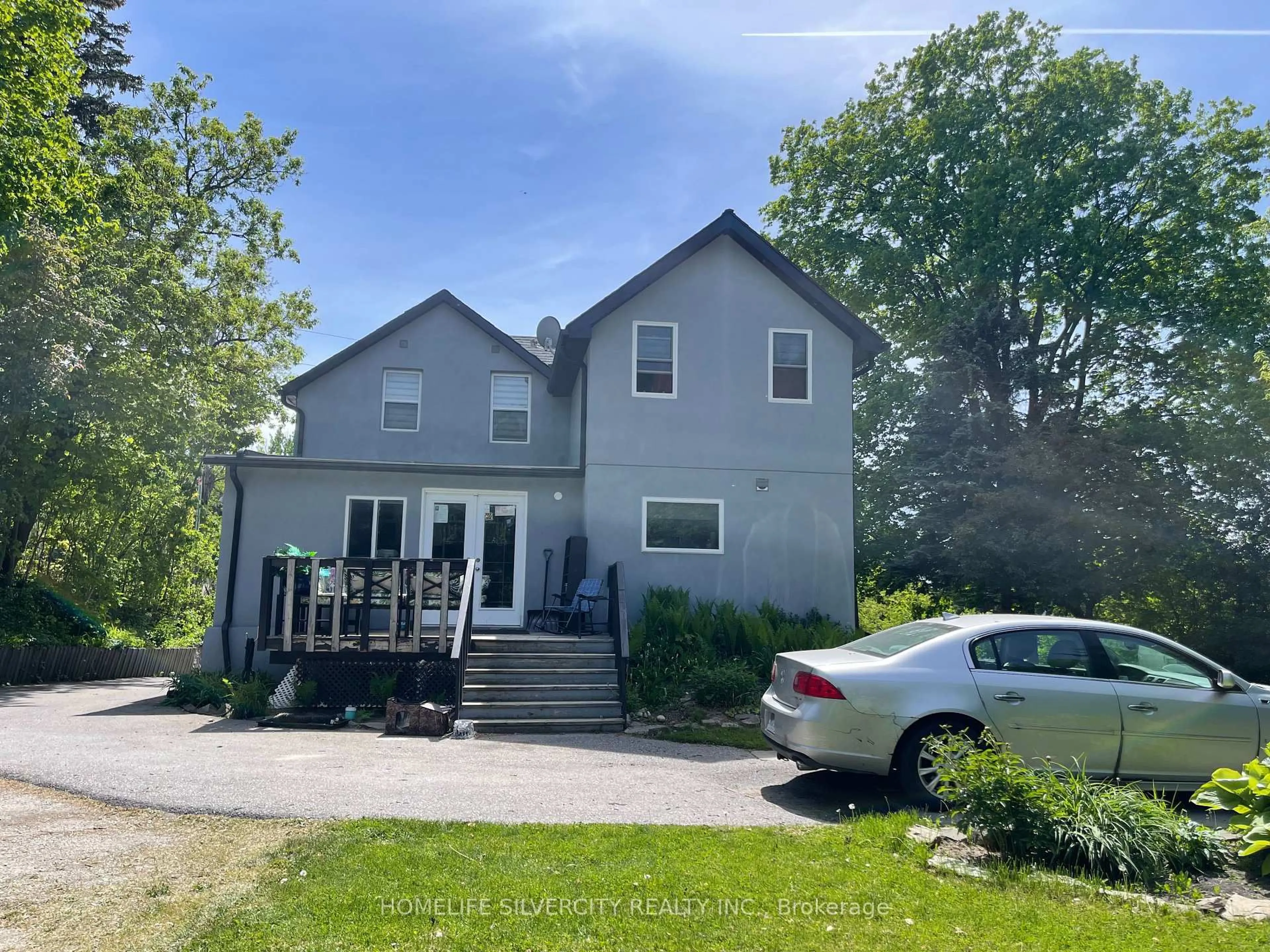 A pic from outside/outdoor area/front of a property/back of a property/a pic from drone, street for 15831 Airport Rd, Caledon Ontario L7C 1K2