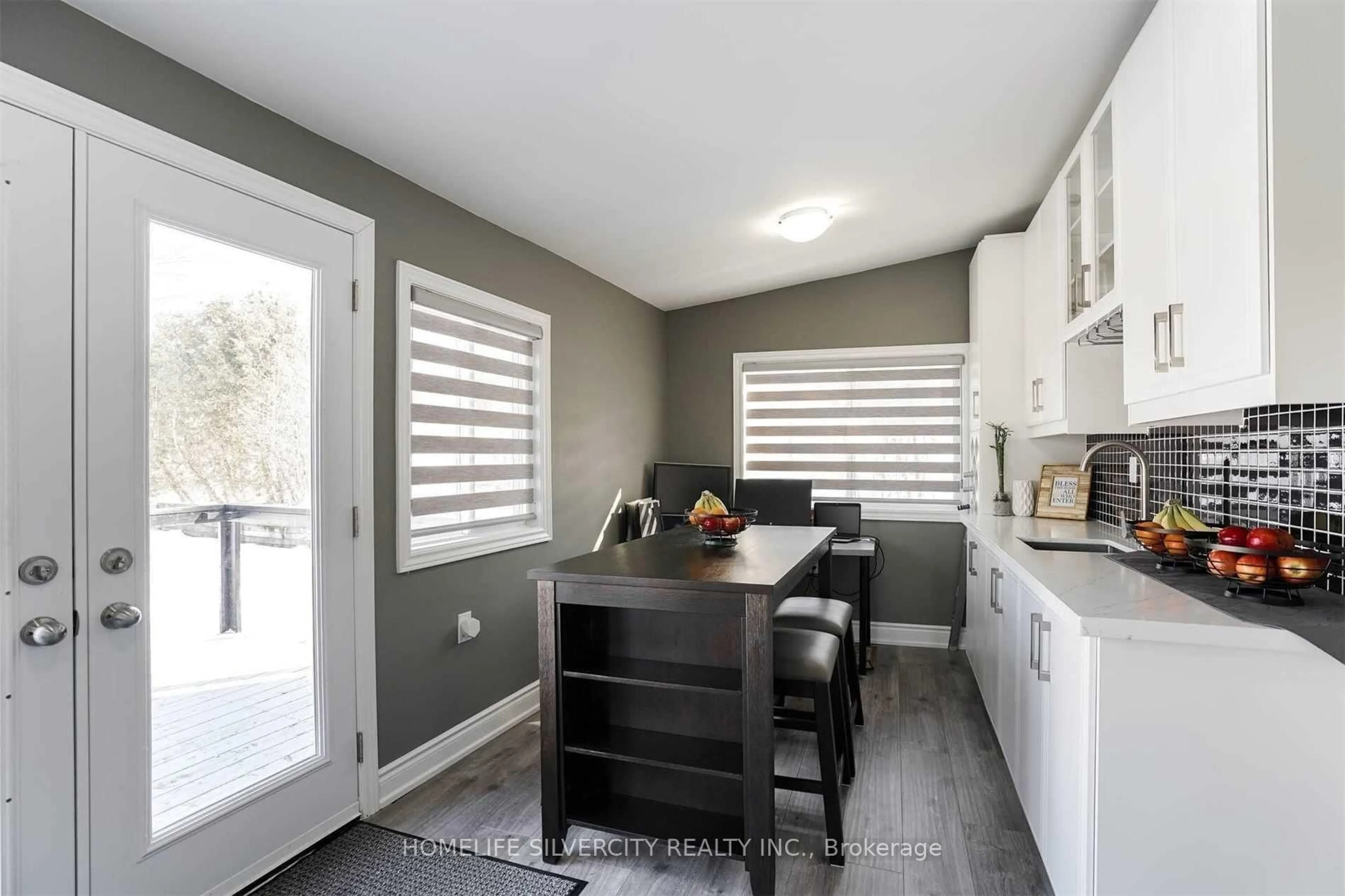 Unknown for 15831 Airport Rd, Caledon Ontario L7C 1K2