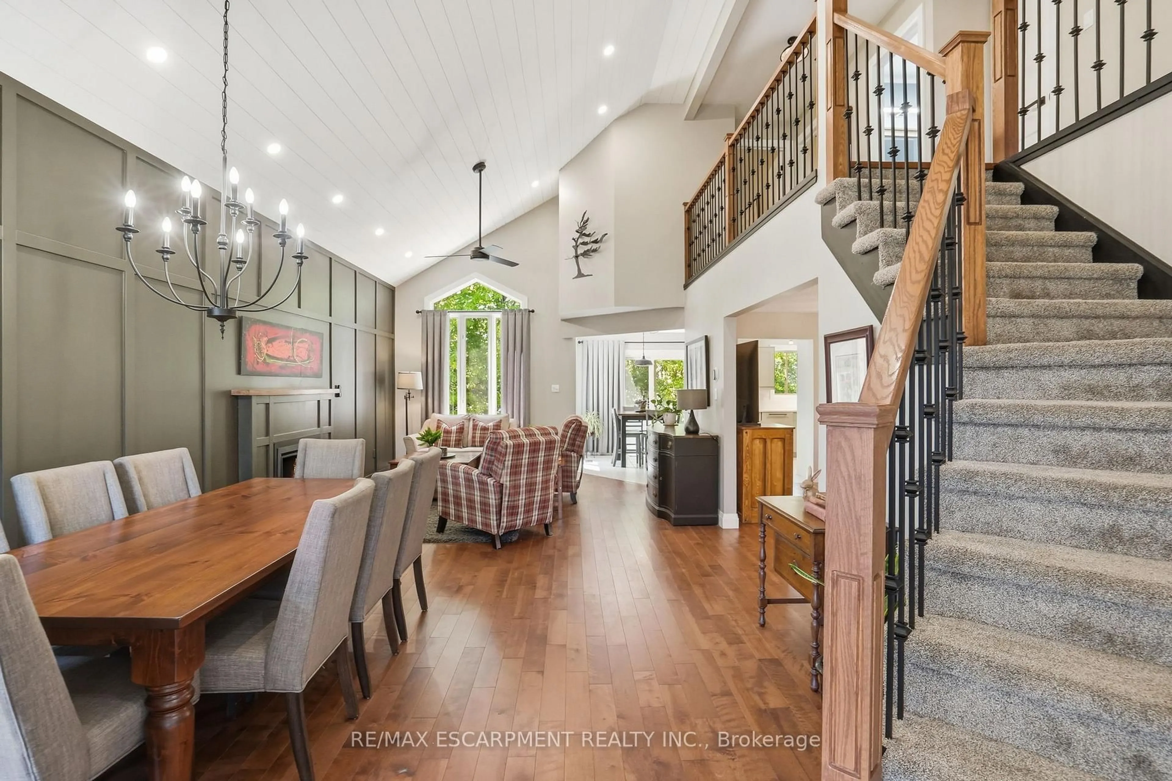 Unknown for 1300 Silvan Forest Dr, Burlington Ontario L7M 4L2