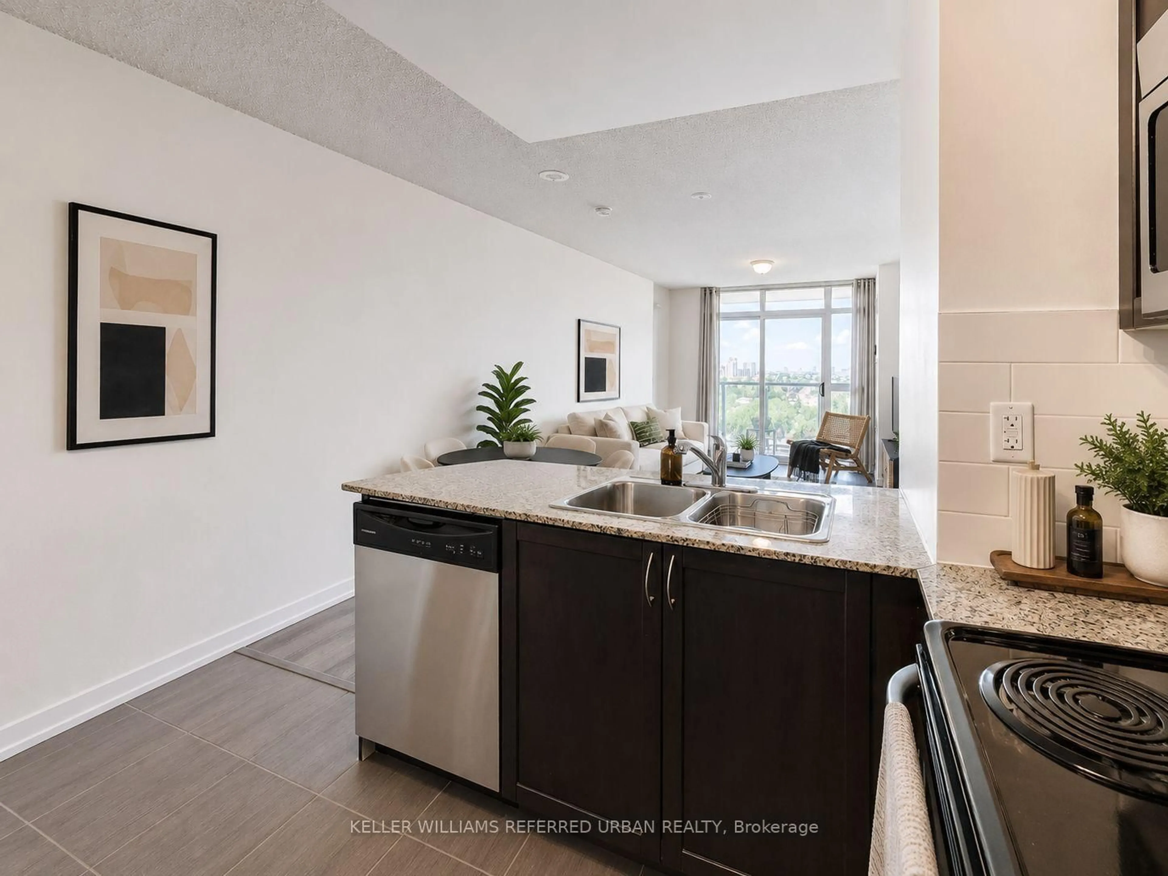 Unknown for 812 Lansdowne Ave #815, Toronto Ontario M6H 4K5