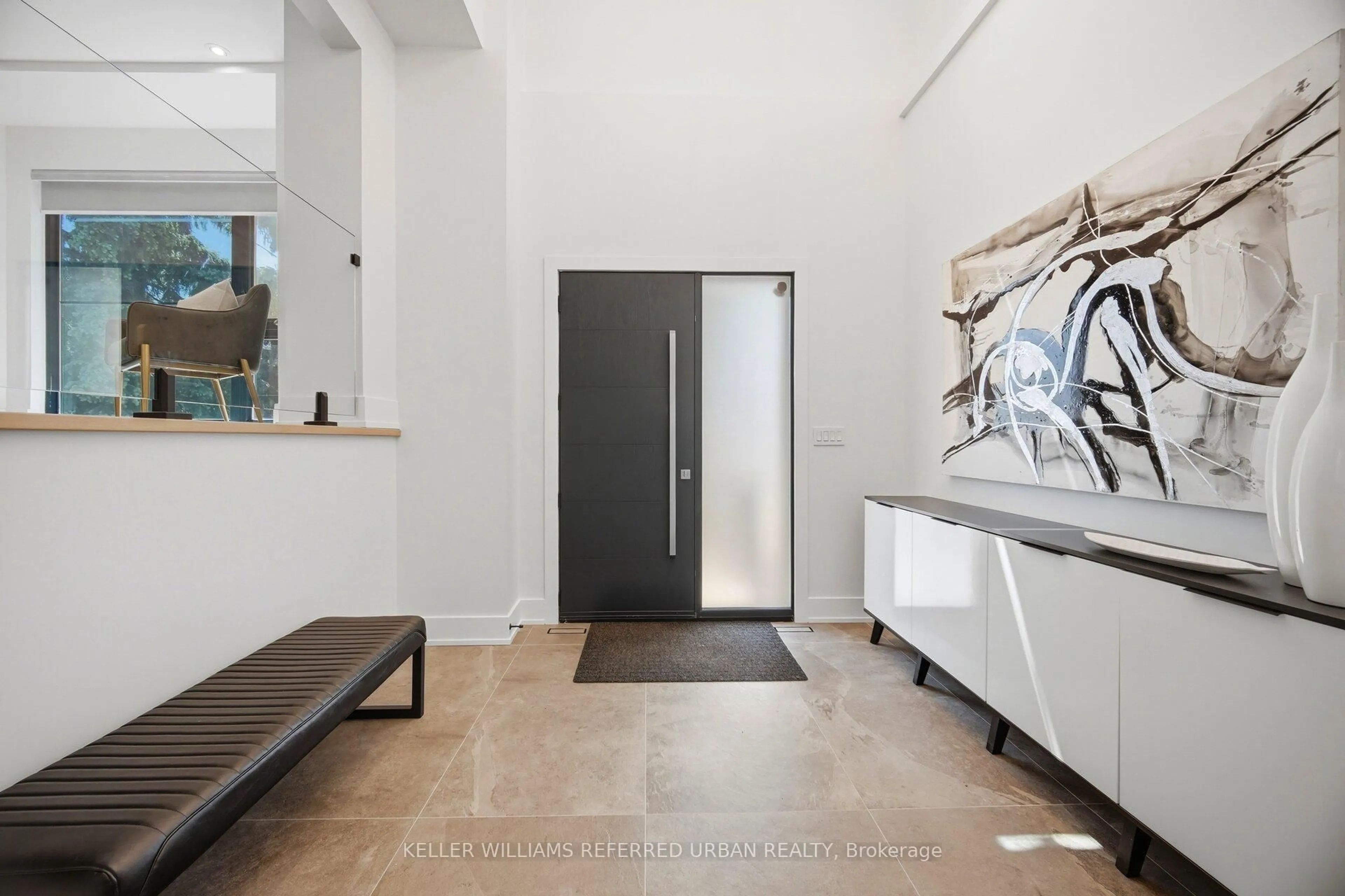 Indoor entryway for 56 Elma St, Toronto Ontario M8V 1X8
