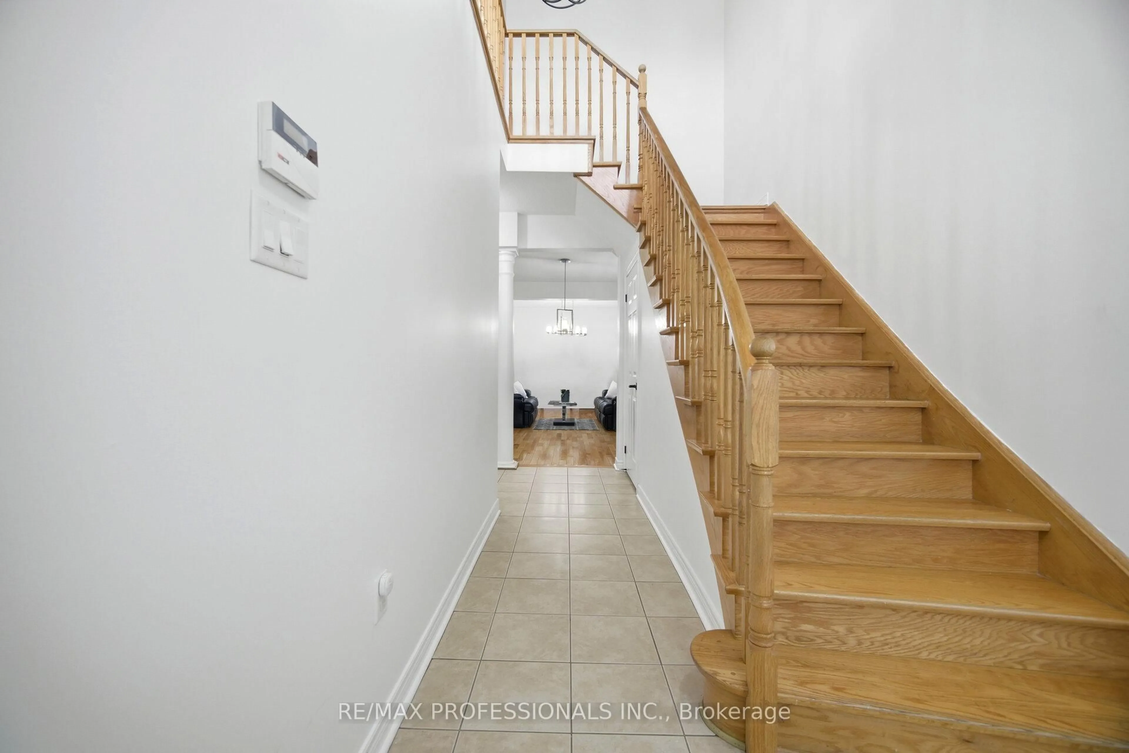 Unknown for 3863 Passway Rd, Mississauga Ontario L5N 8N9