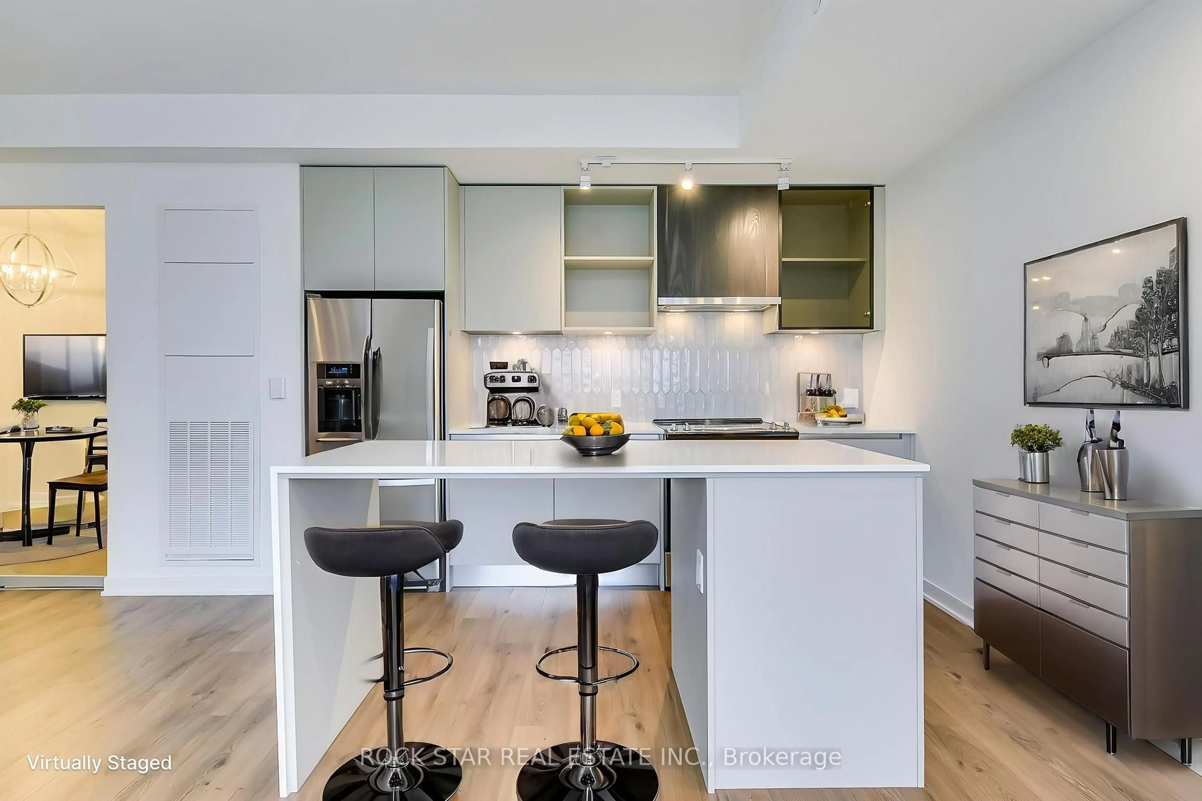Contemporary kitchen, wood/laminate floor for 395 Dundas St #601, Oakville Ontario L6M 5R8