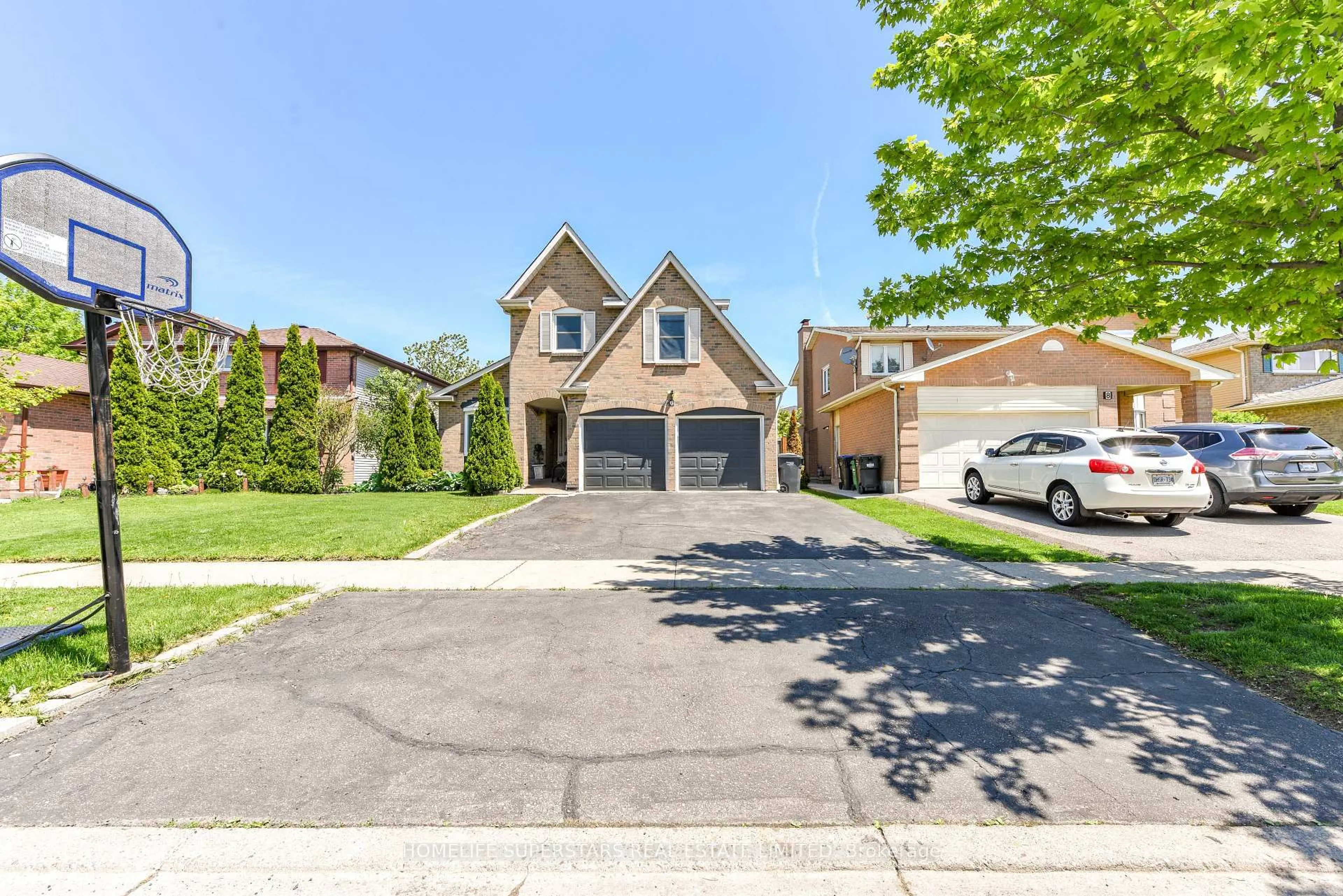 Unknown for 6 Farley Rd, Brampton Ontario L6Y 2N9